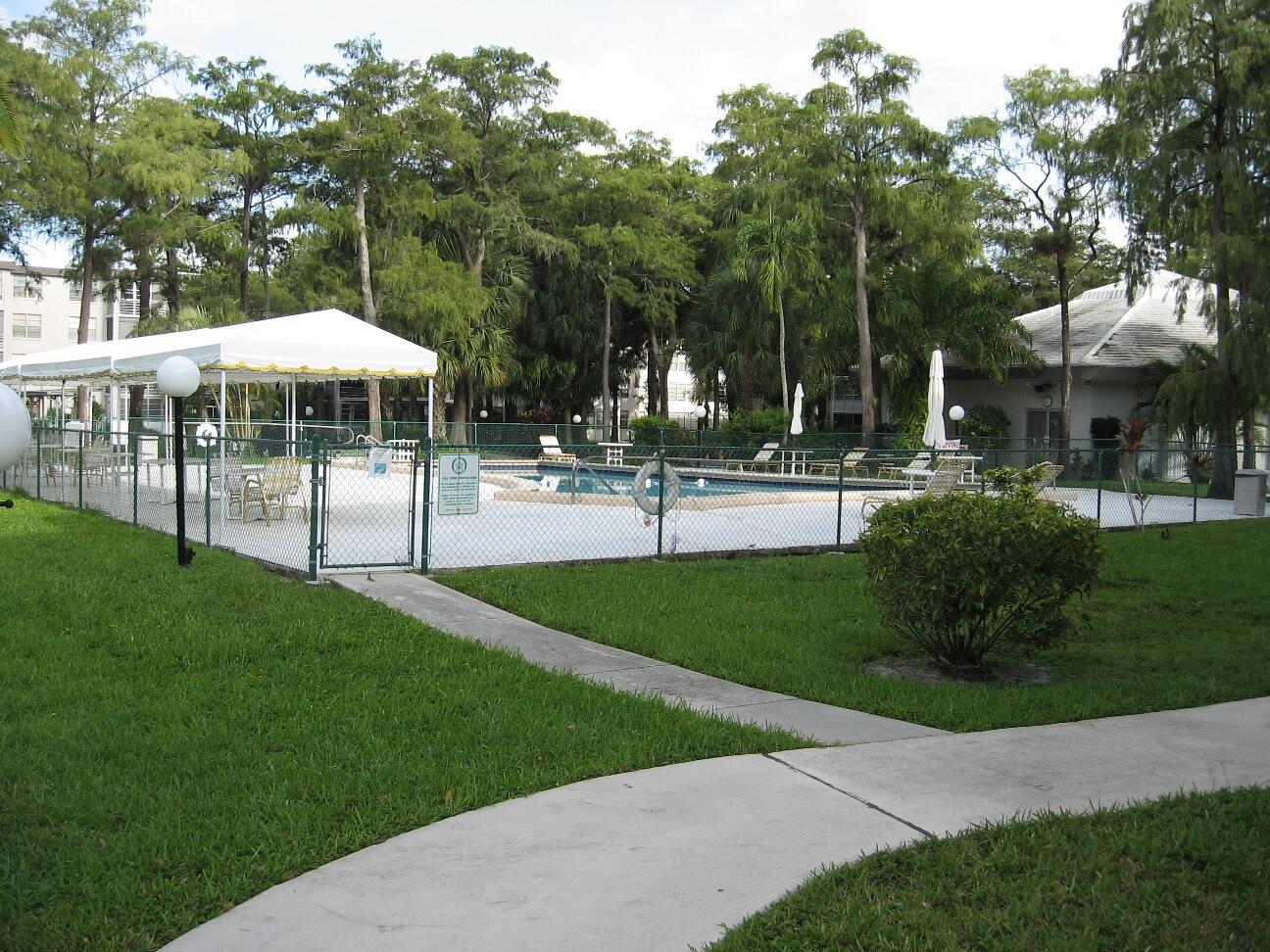 CYPRESS CHASE CONDO NO 4 - Residential Lease