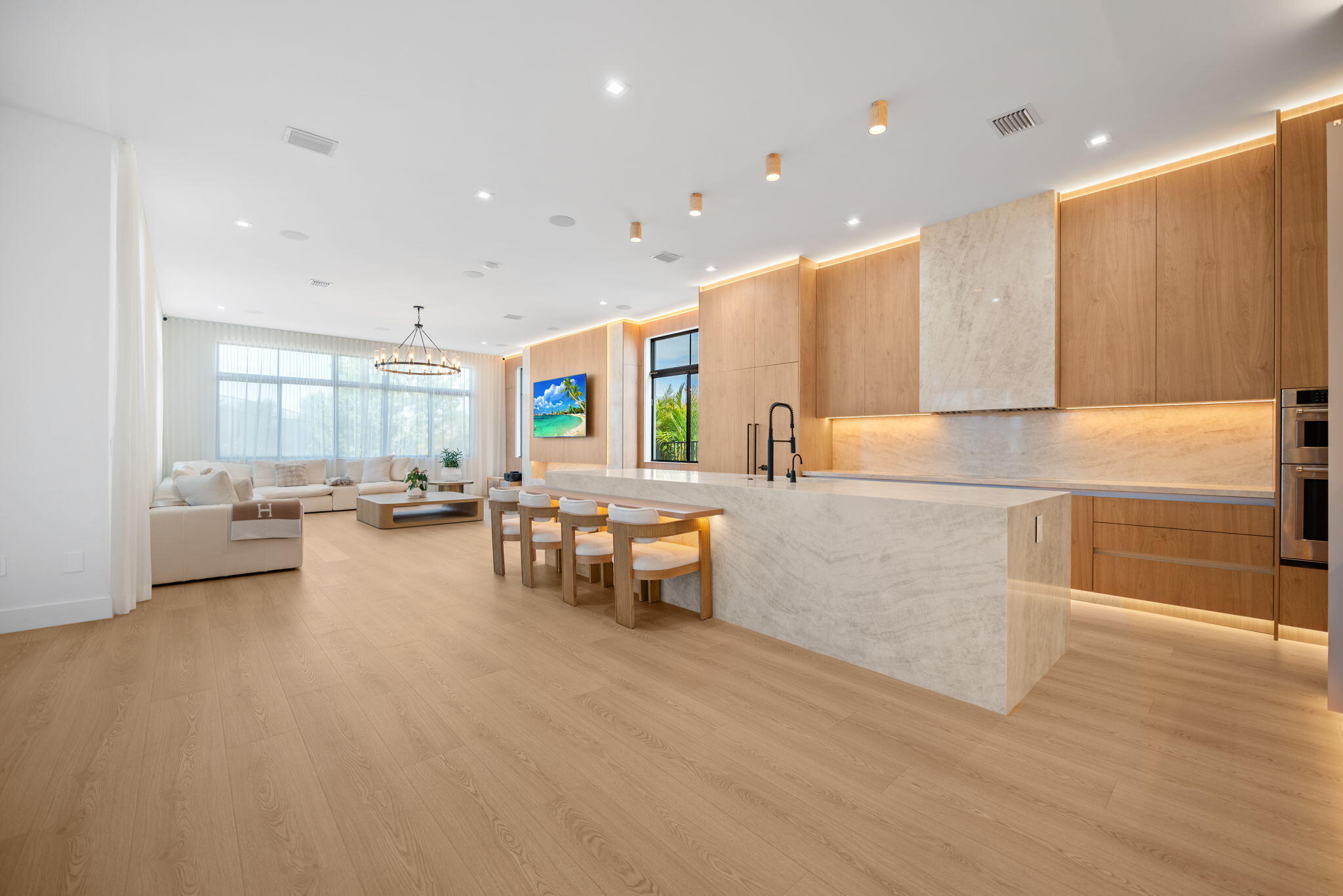 KINGFISHER RESERVE - Residential Lease
