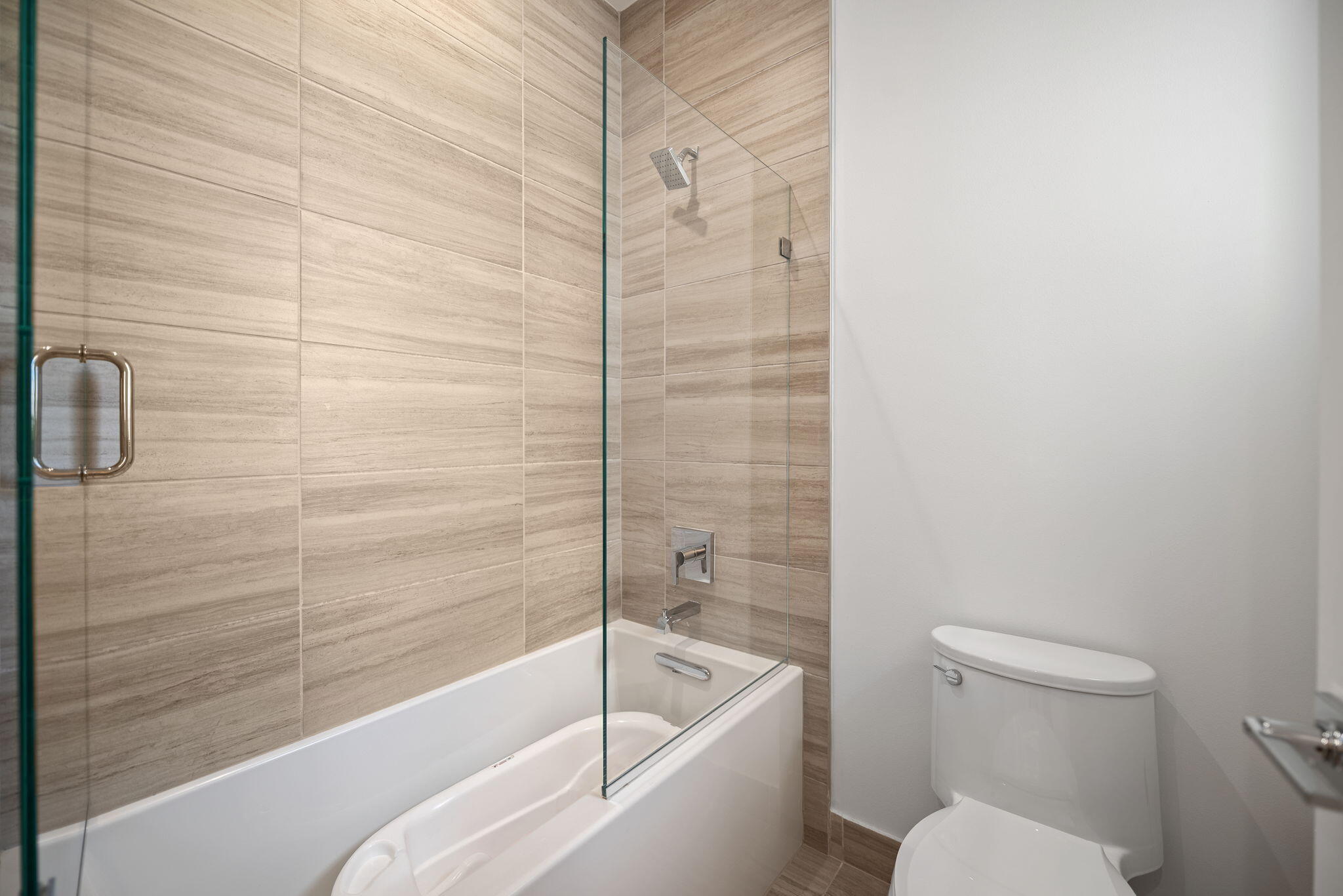 KINGFISHER RESERVE - Residential Lease