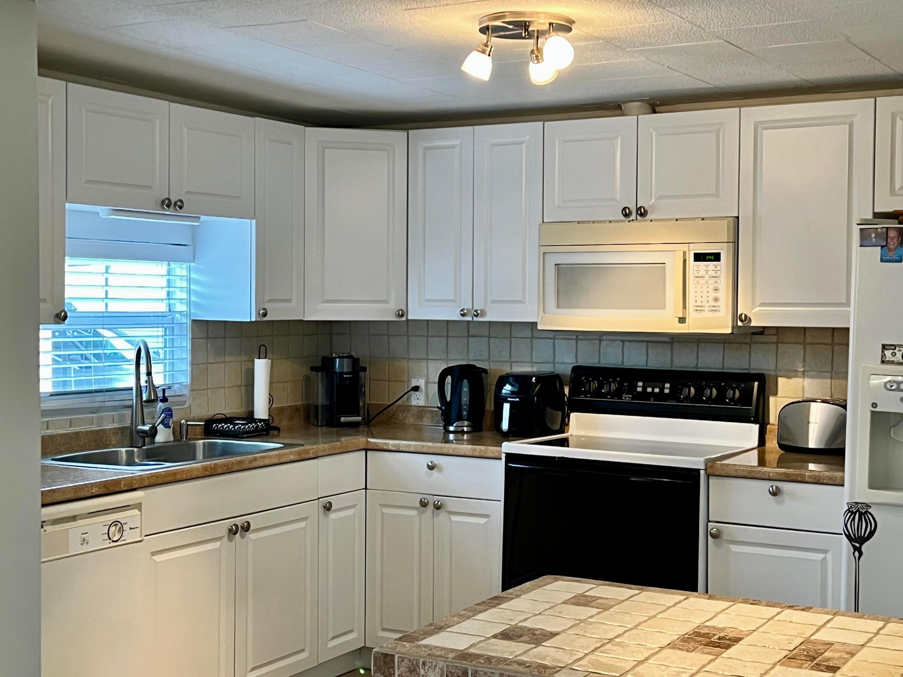 Orangebrook Harbor - Residential