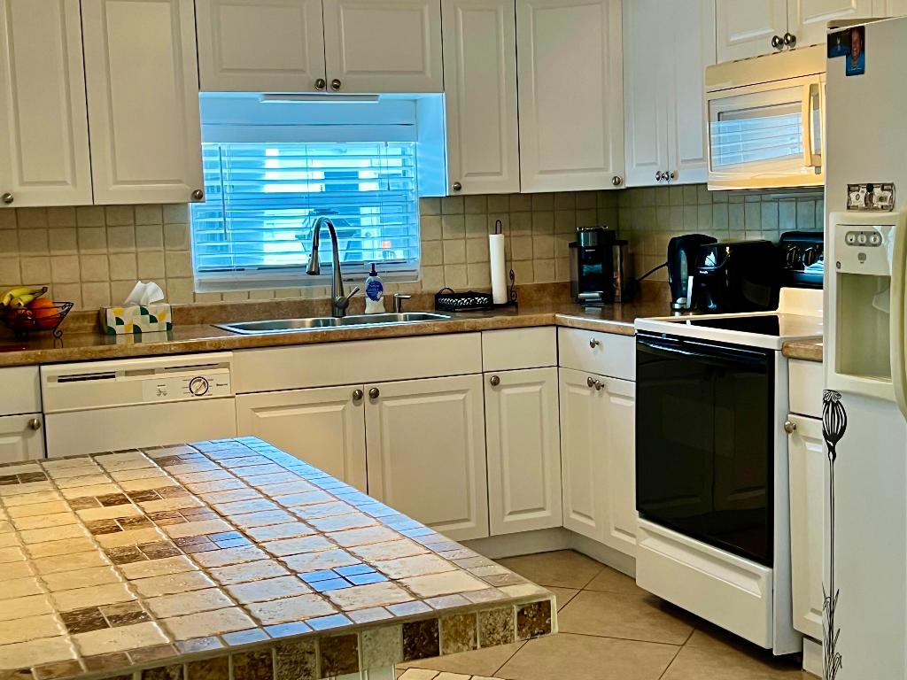 Orangebrook Harbor - Residential