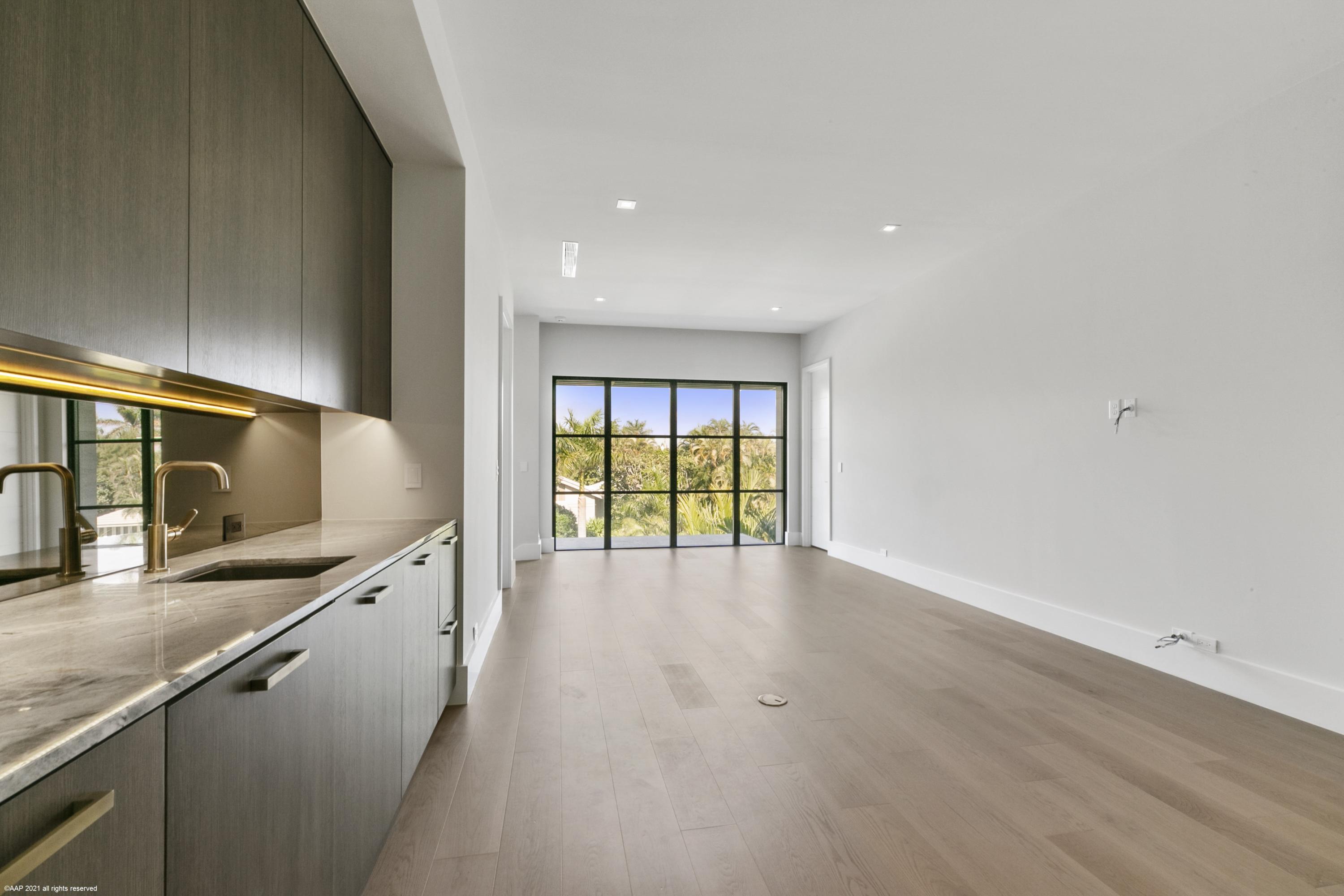 WATERWAY LANE - Residential