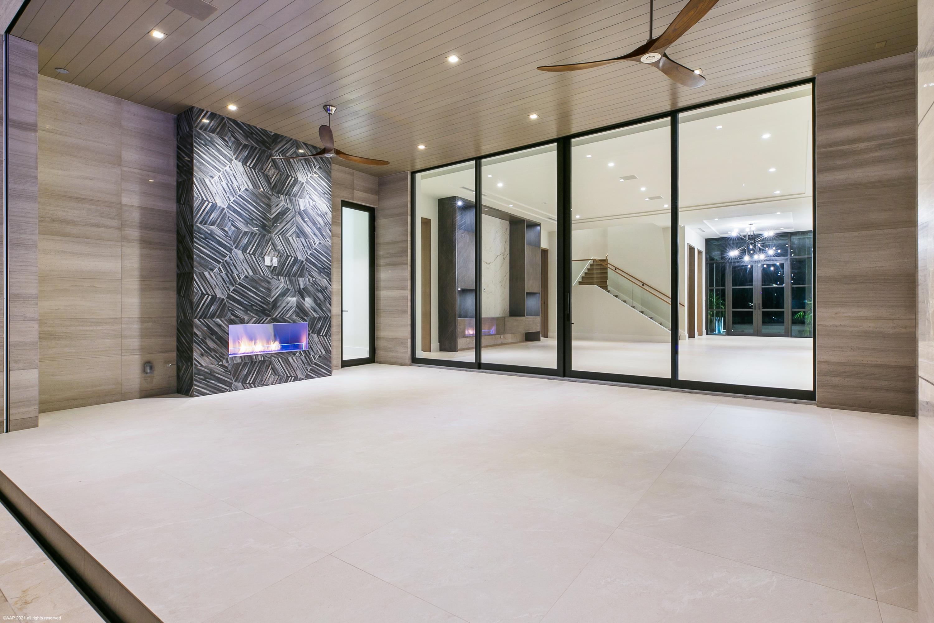 WATERWAY LANE - Residential