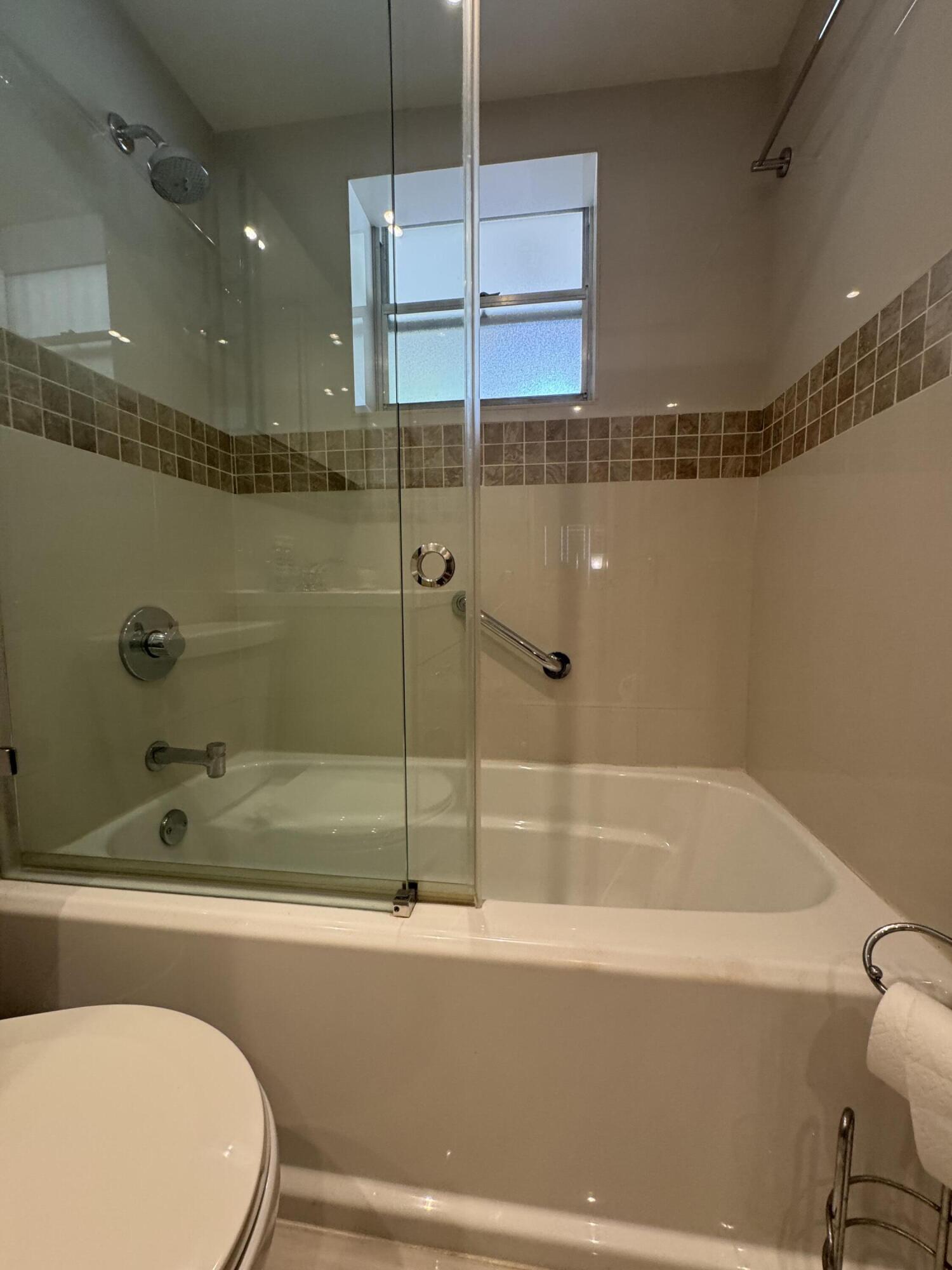 KINGS POINT IMPERIAL CONDO - Residential