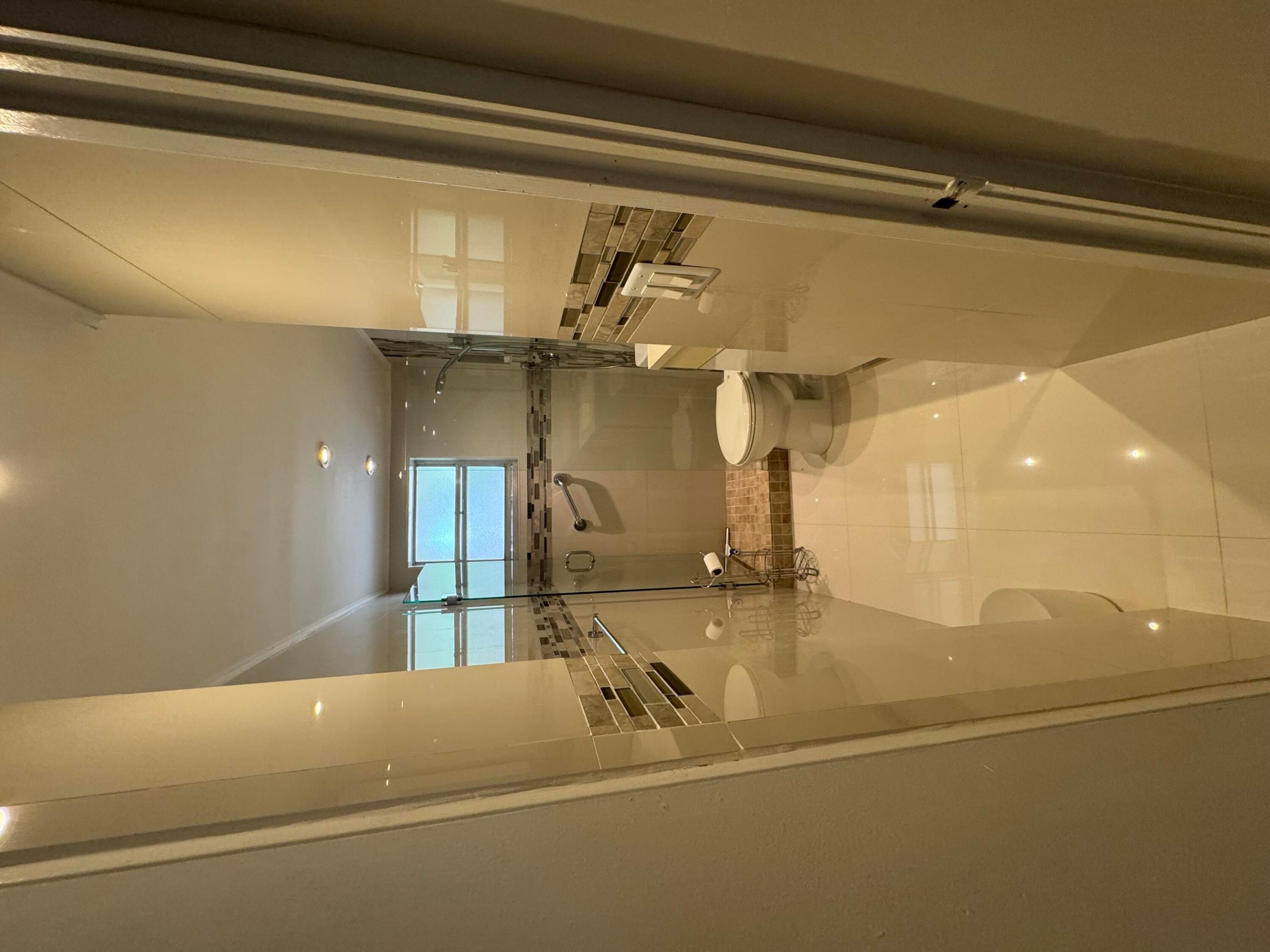 KINGS POINT IMPERIAL CONDO - Residential