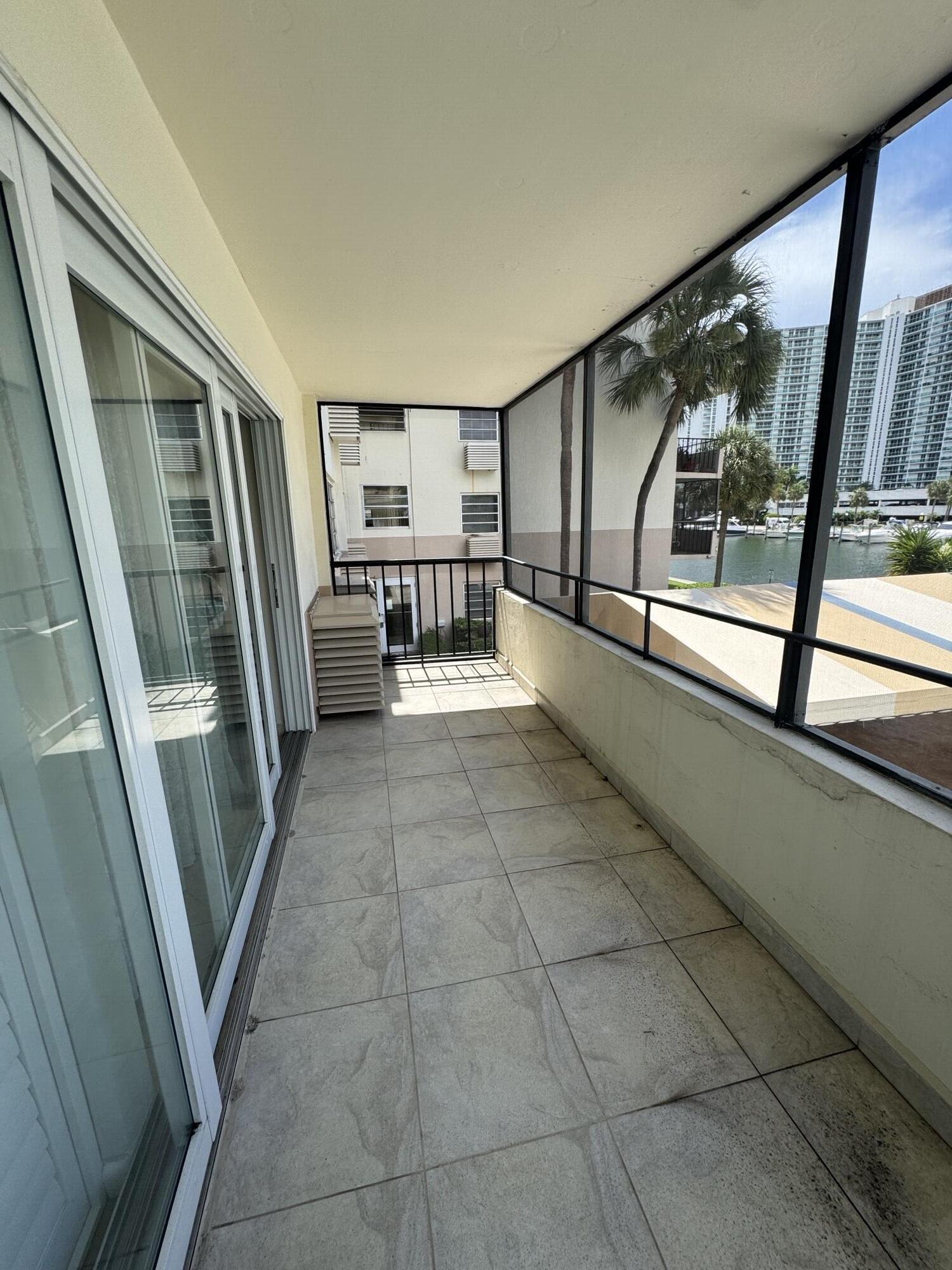 KINGS POINT IMPERIAL CONDO - Residential
