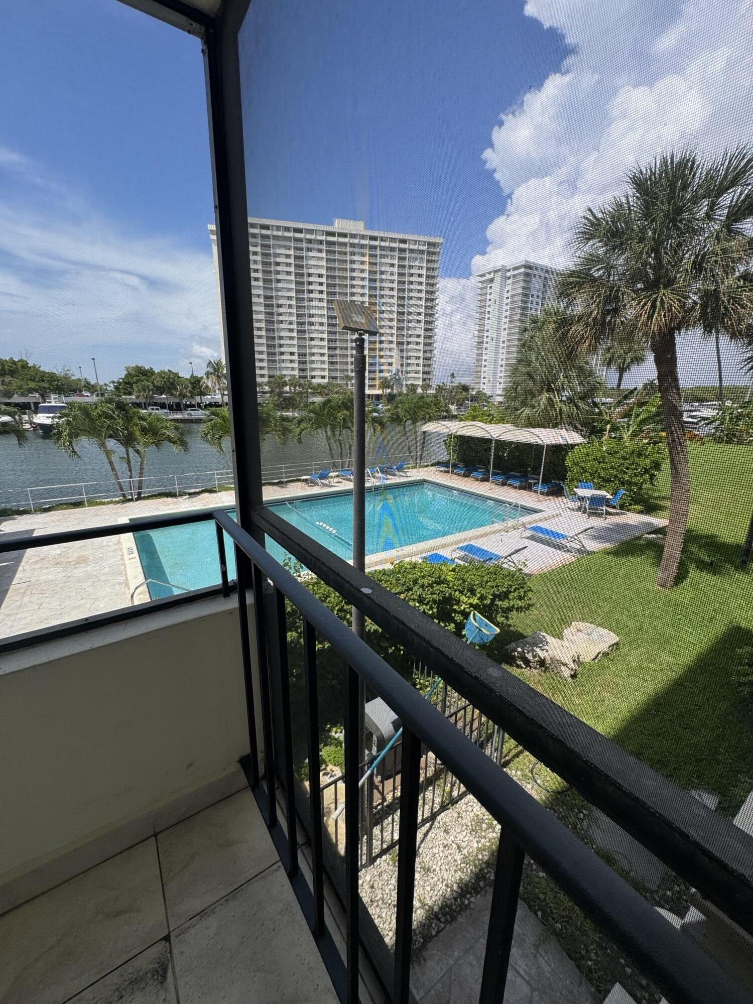 KINGS POINT IMPERIAL CONDO - Residential