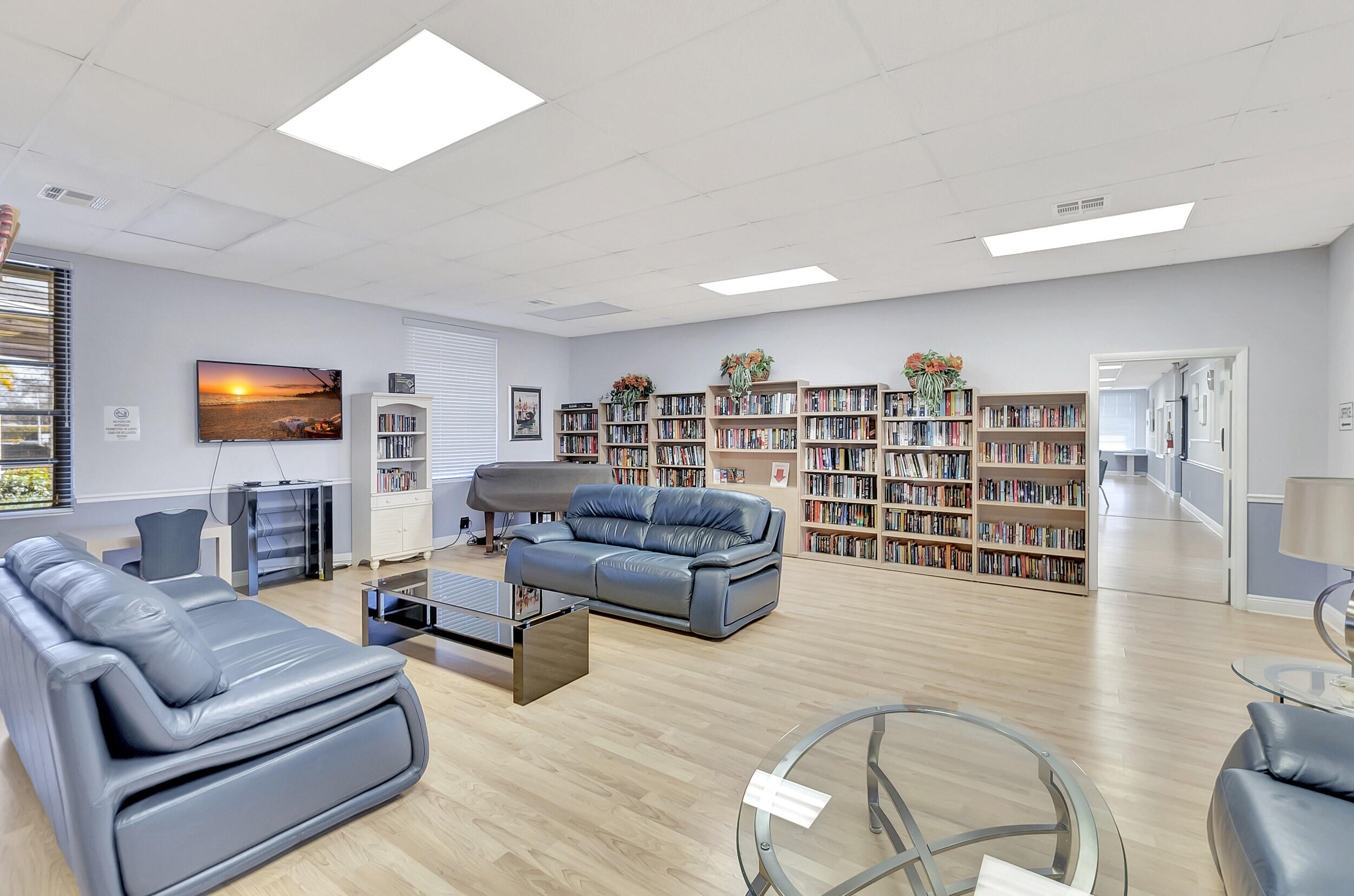 DELRAY VILLAS 5 - Residential