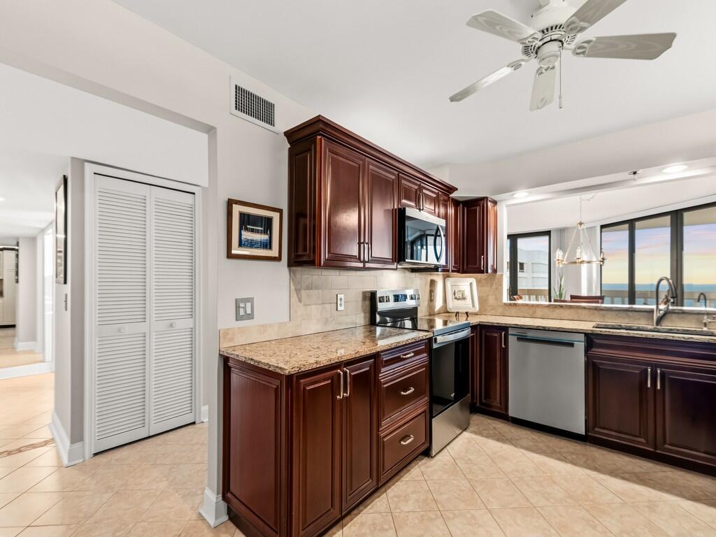 MIRAMAR II, THE - Residential