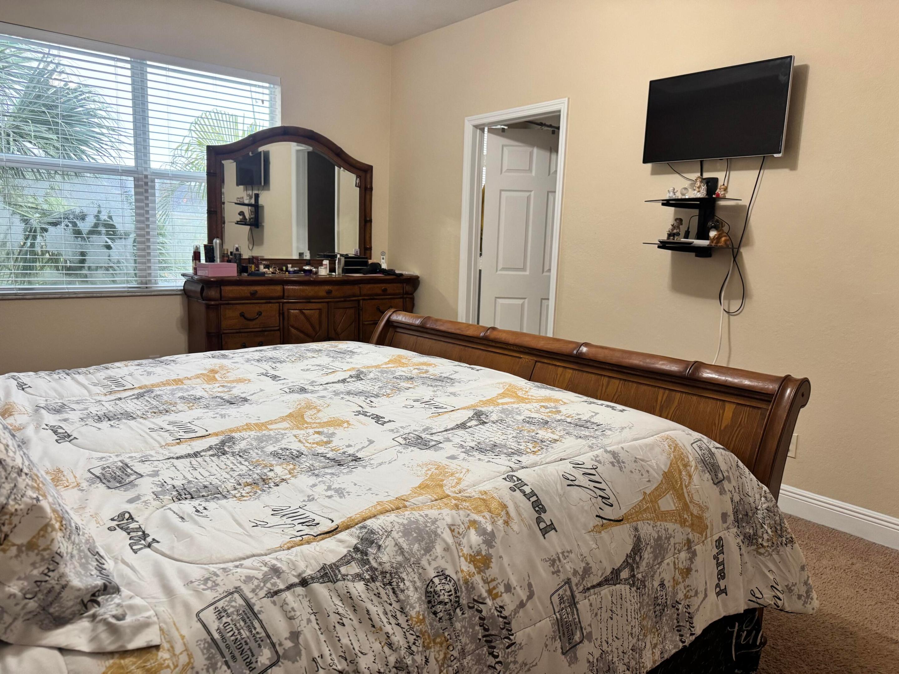PIPERS CAY CONDO - Residential Lease
