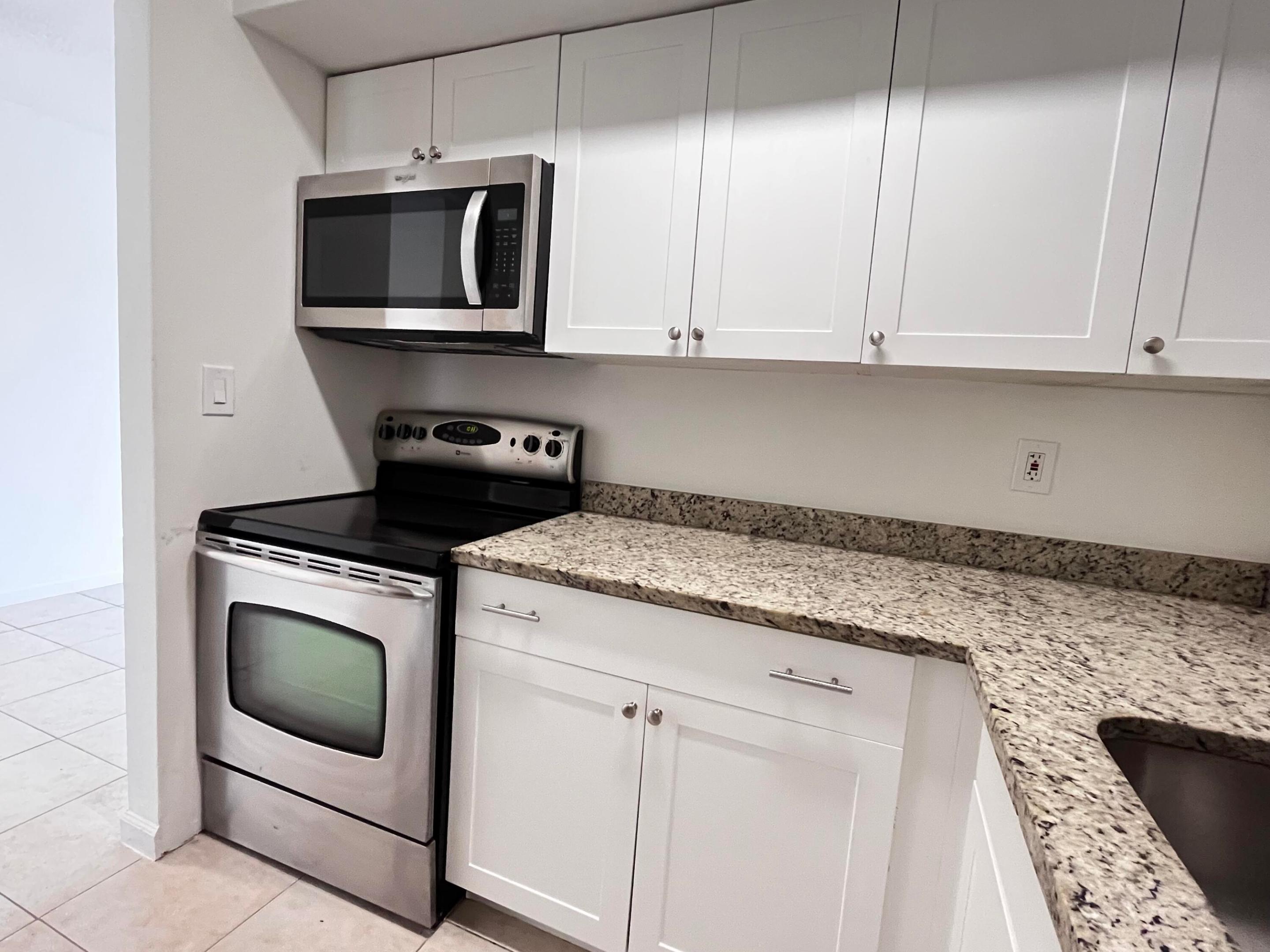 CORAL RIDGE LANDINGS II CONDO - Residential Lease