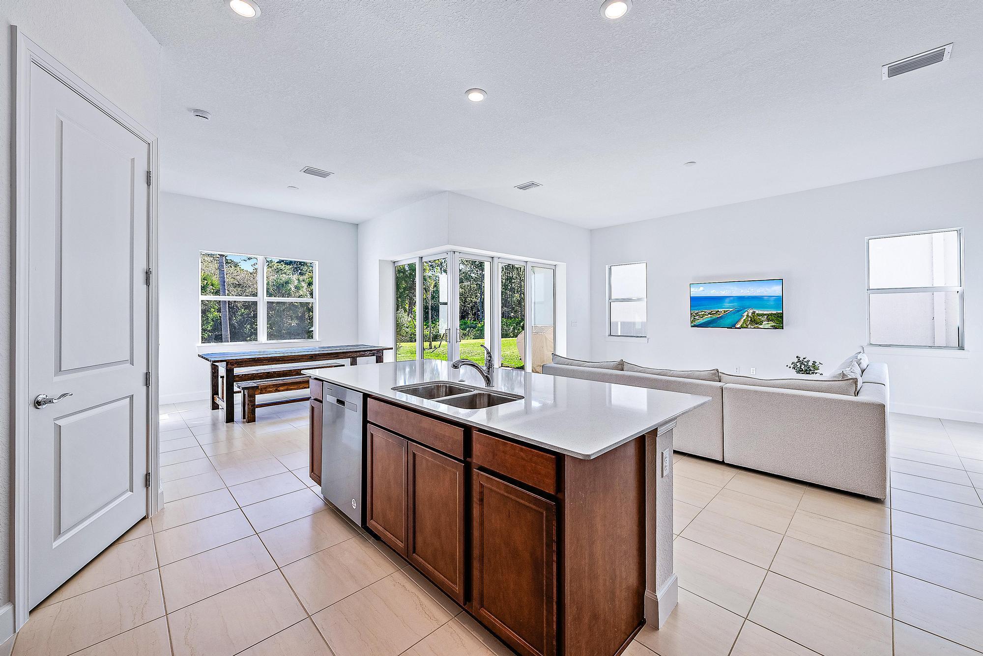 HIGHPOINTE PUD - Residential Lease