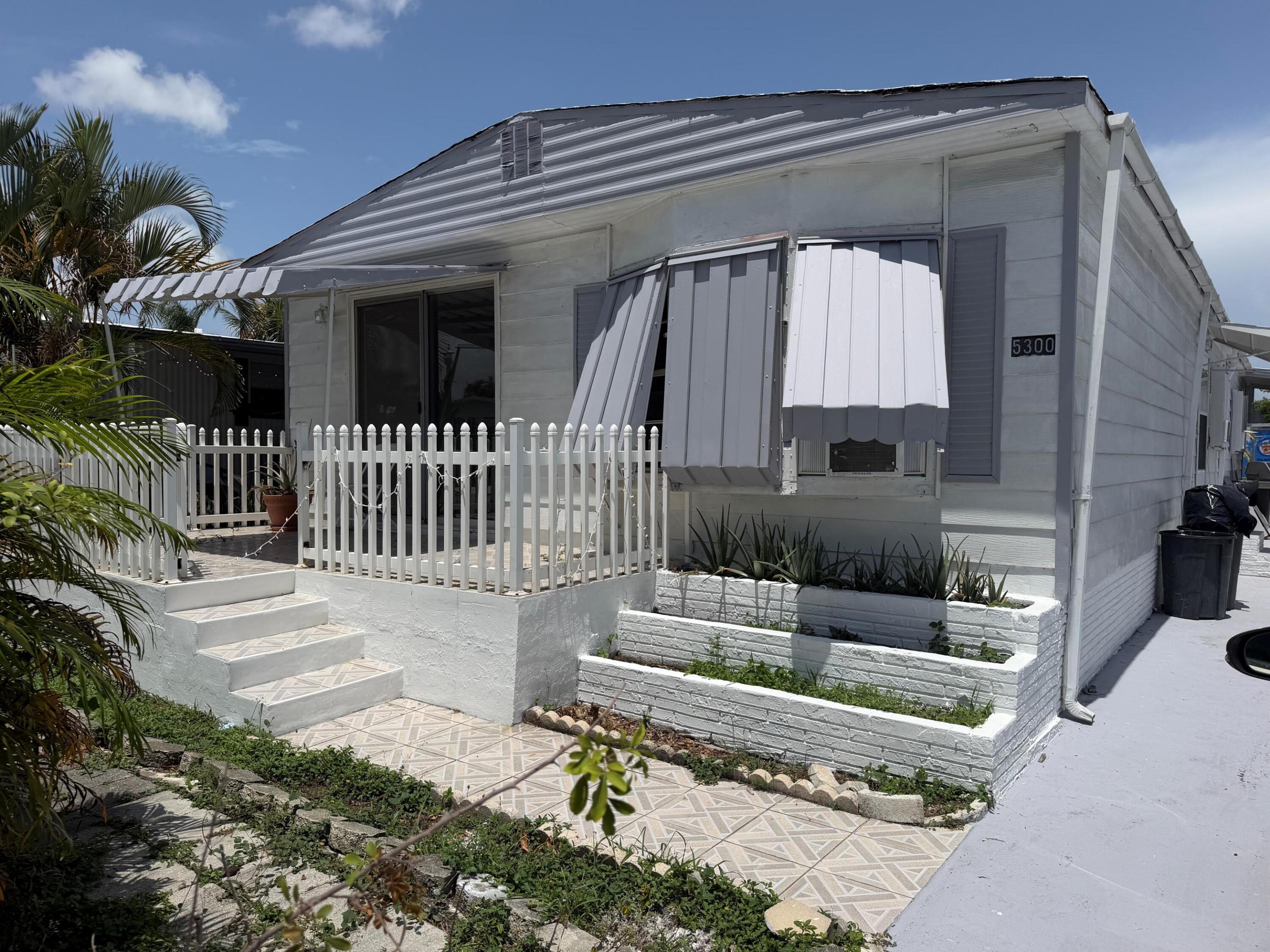 RAVENSWOOD REPLAT - Residential