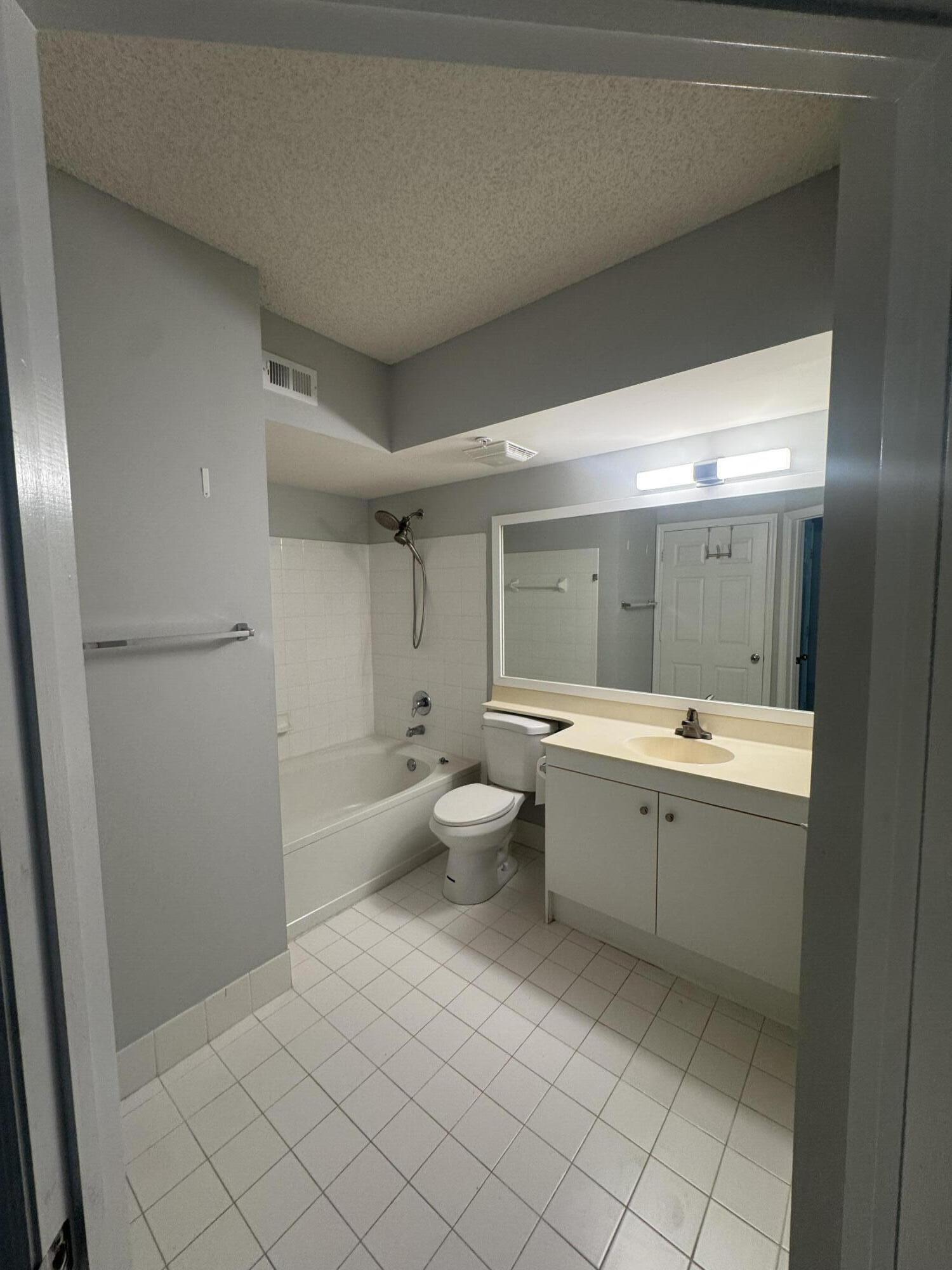 TUSCANY ON THE INTRACOASTAL CONDO - Residential Lease