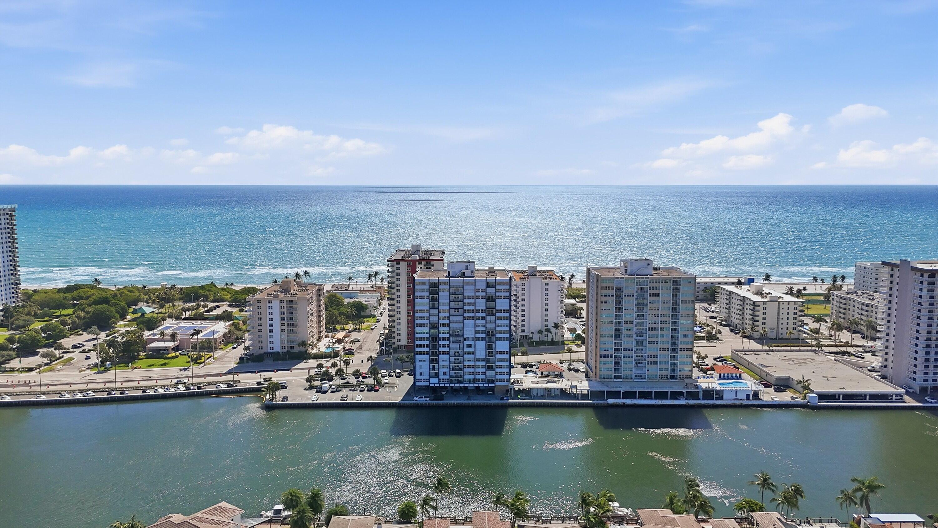 TRAFALGAR TOWERS CONDOMINIUM - Residential