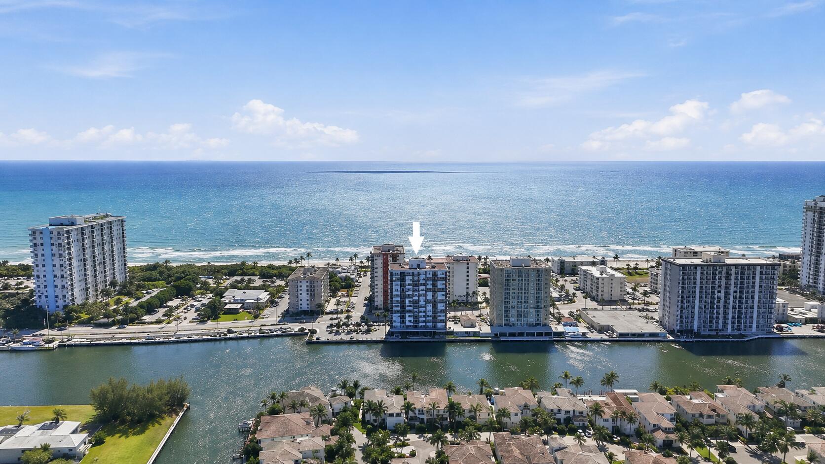 TRAFALGAR TOWERS CONDOMINIUM - Residential