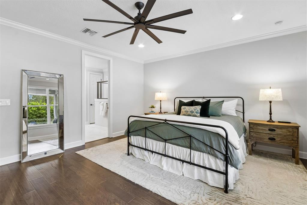 HAMPTON LAKES - Residential