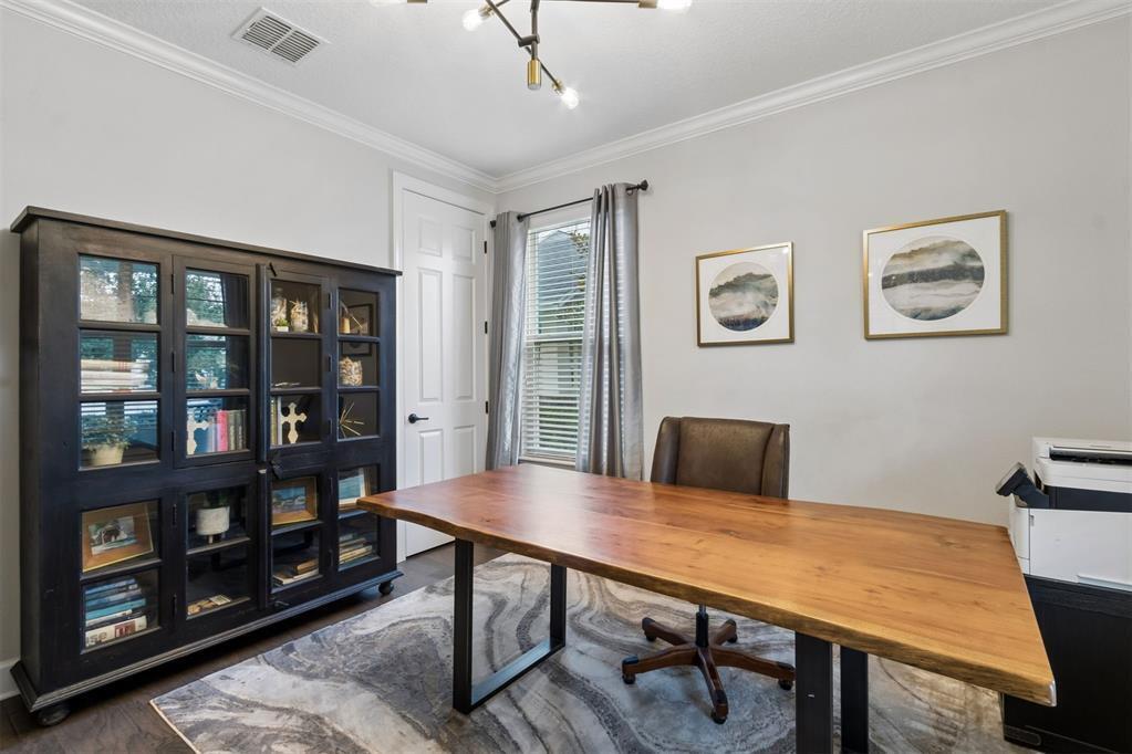 HAMPTON LAKES - Residential