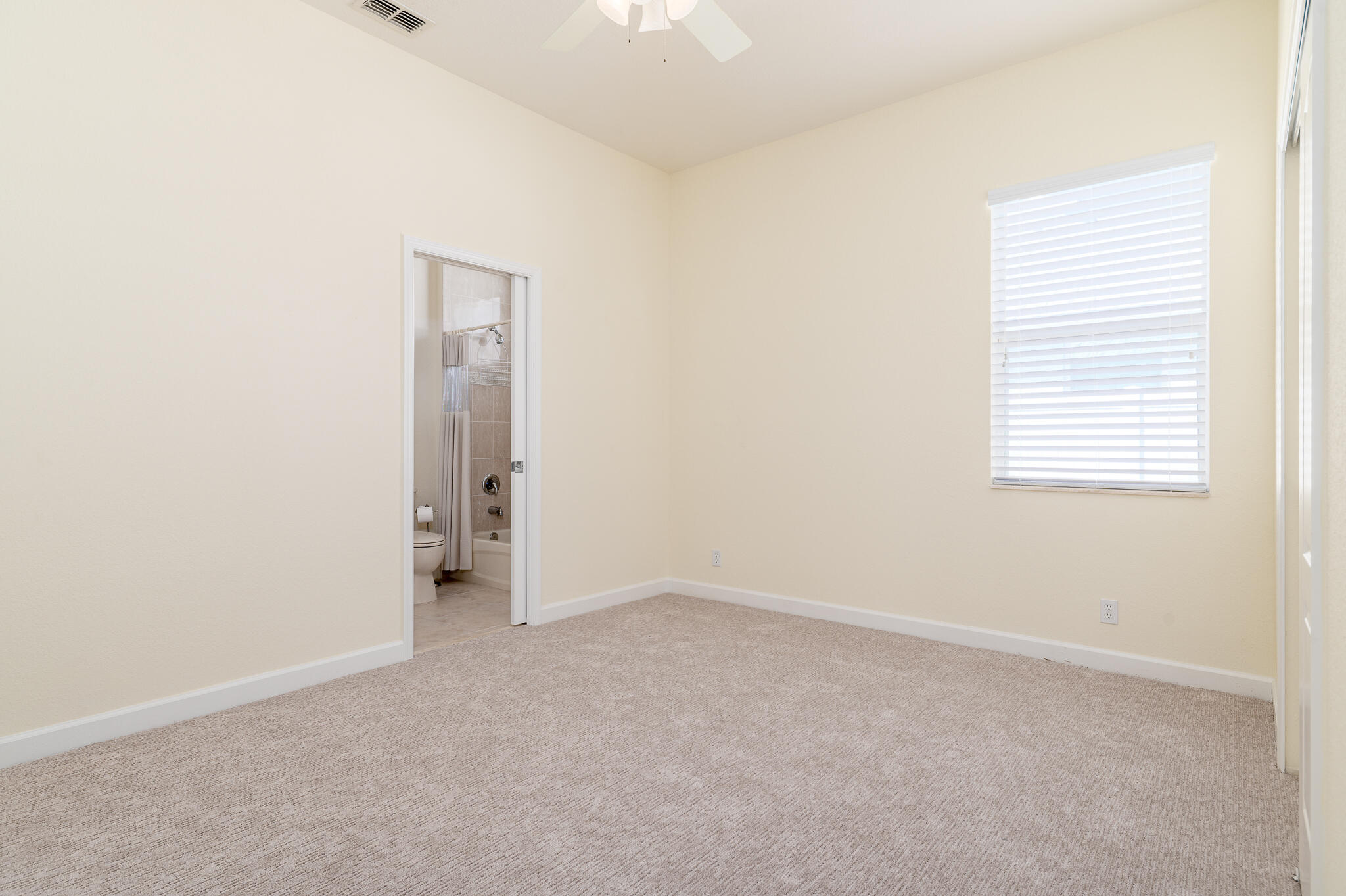 PORT ST LUCIE SECTION 48 1ST REPLAT - Residential