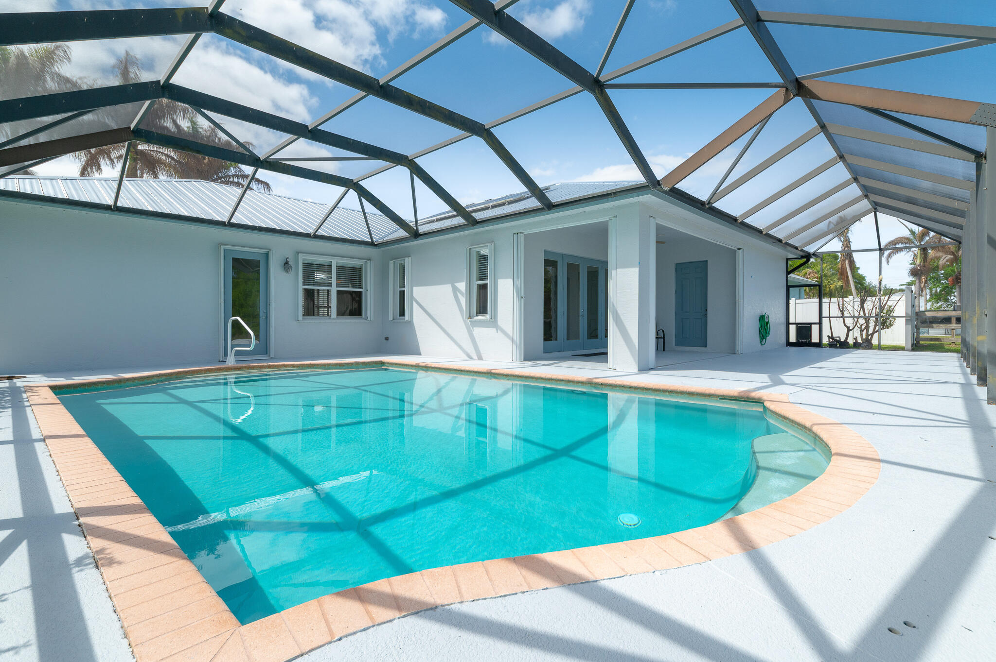 PORT ST LUCIE SECTION 48 1ST REPLAT - Residential