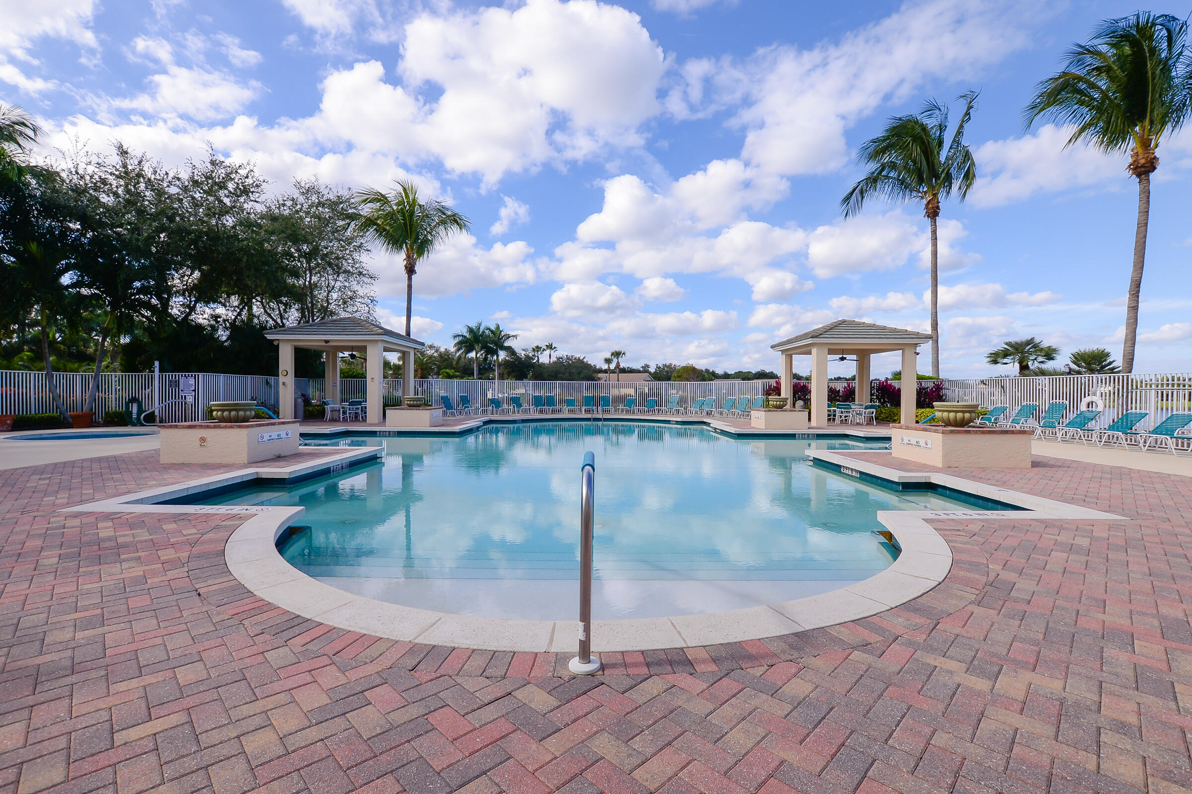 LAKE FOREST ST LUCIE WEST - Residential