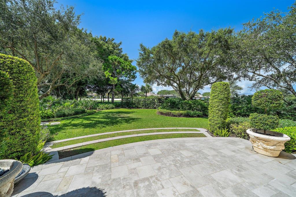 JUPITER HILLS - Residential
