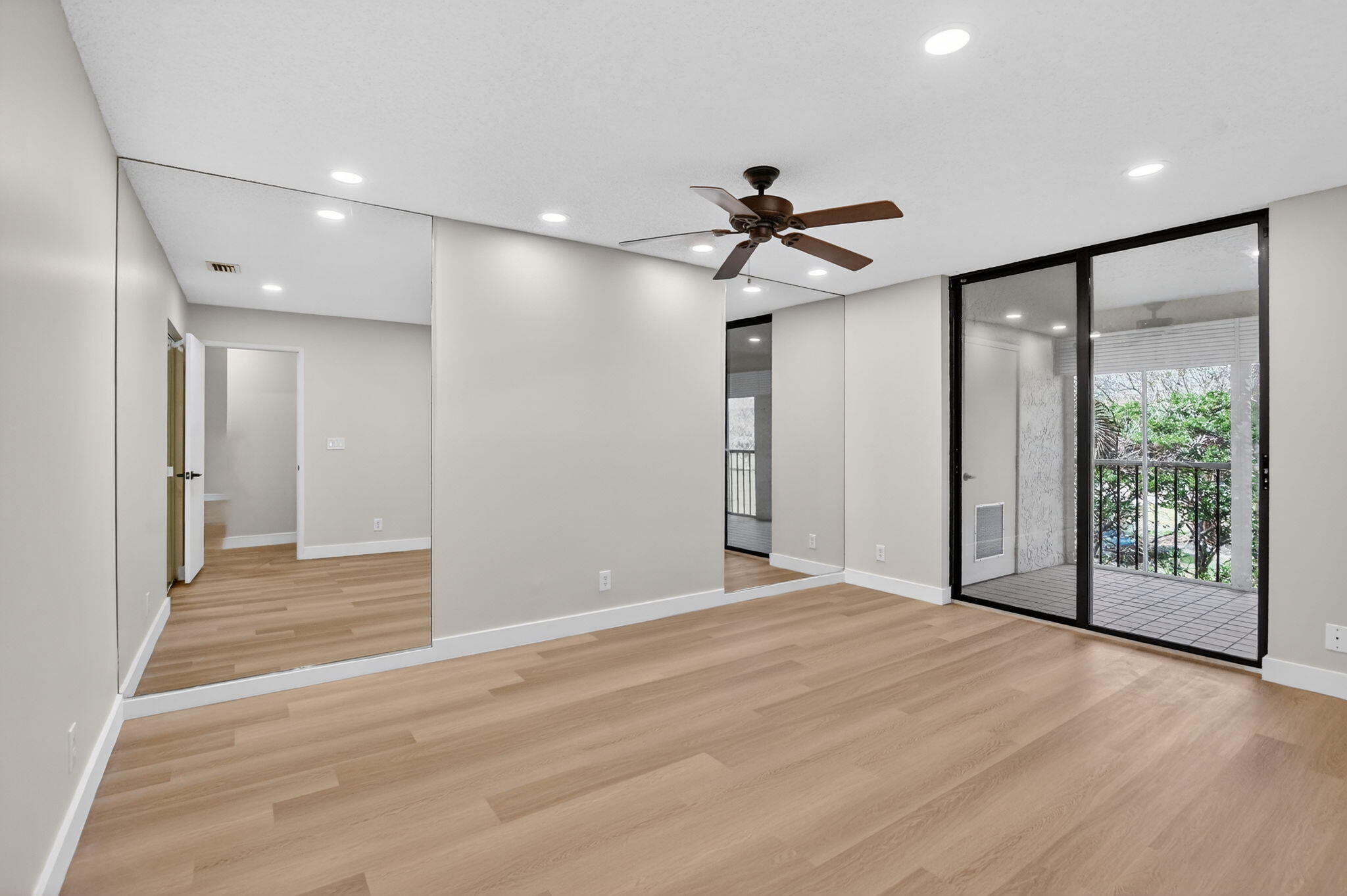 LA MIRADA AT BOCA POINTE - Residential