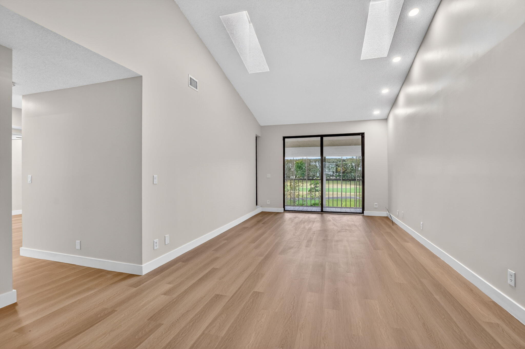 LA MIRADA AT BOCA POINTE - Residential