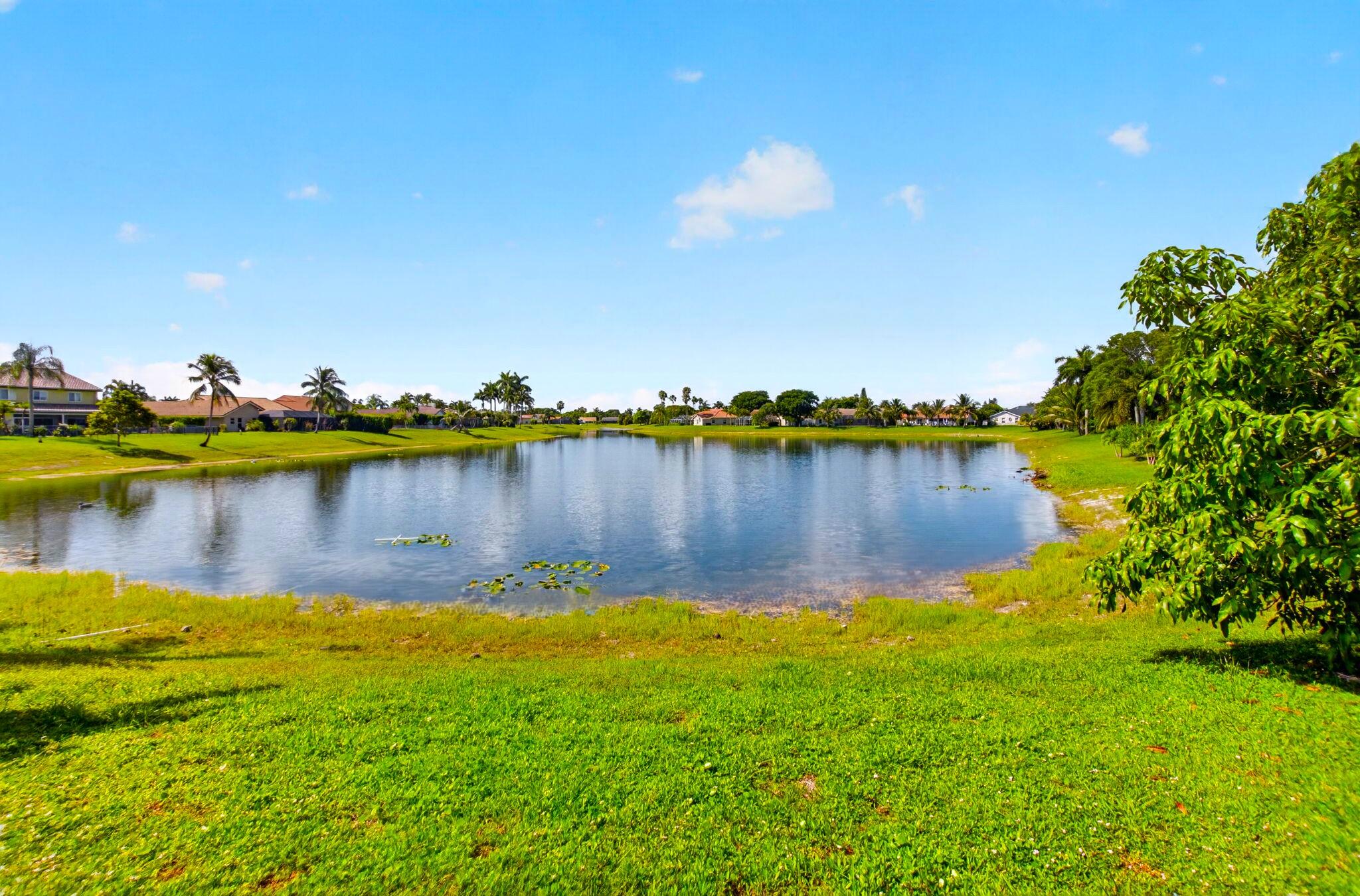 ISLAND LAKES SEC 1 3 - Residential