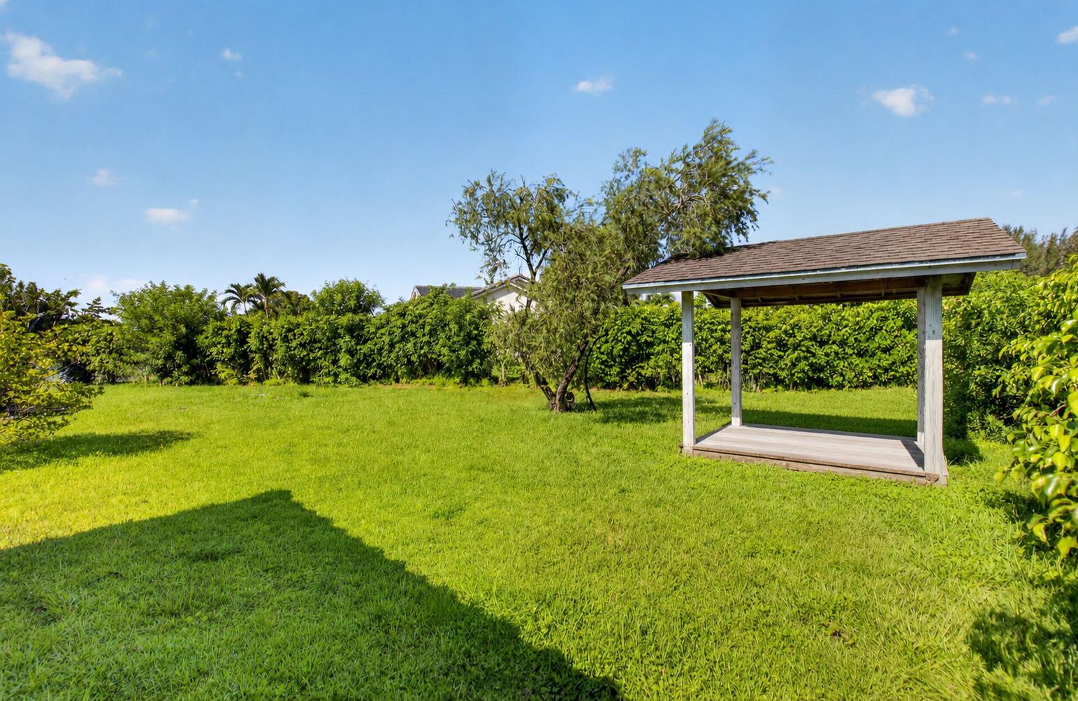 ISLAND LAKES SEC 1 3 - Residential
