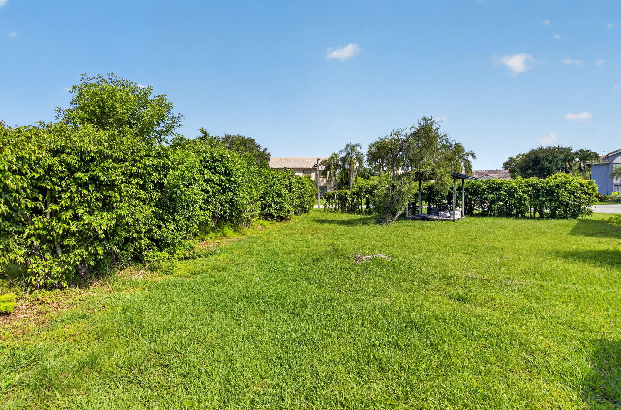 ISLAND LAKES SEC 1 3 - Residential