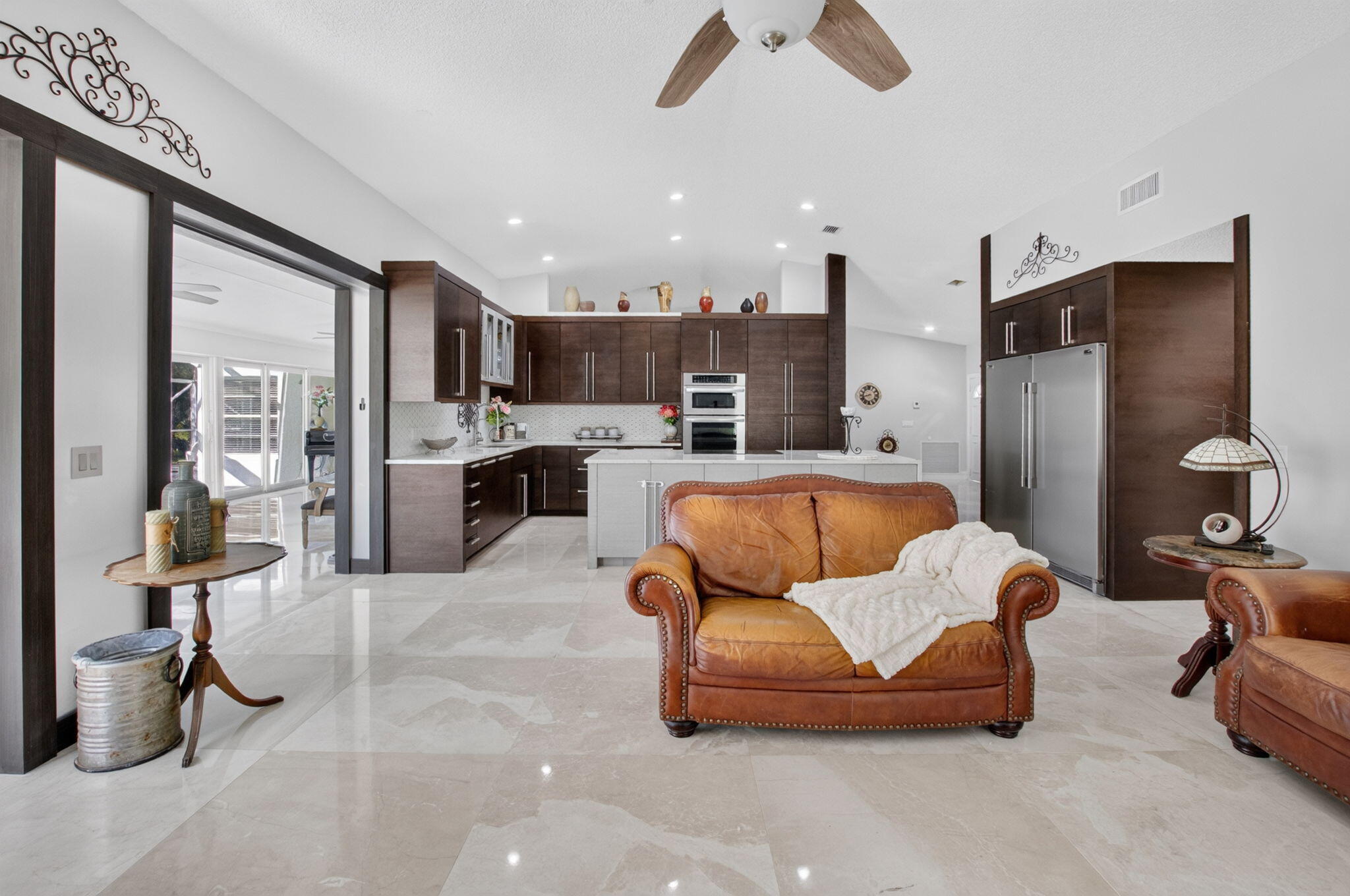 ISLAND LAKES SEC 1 3 - Residential