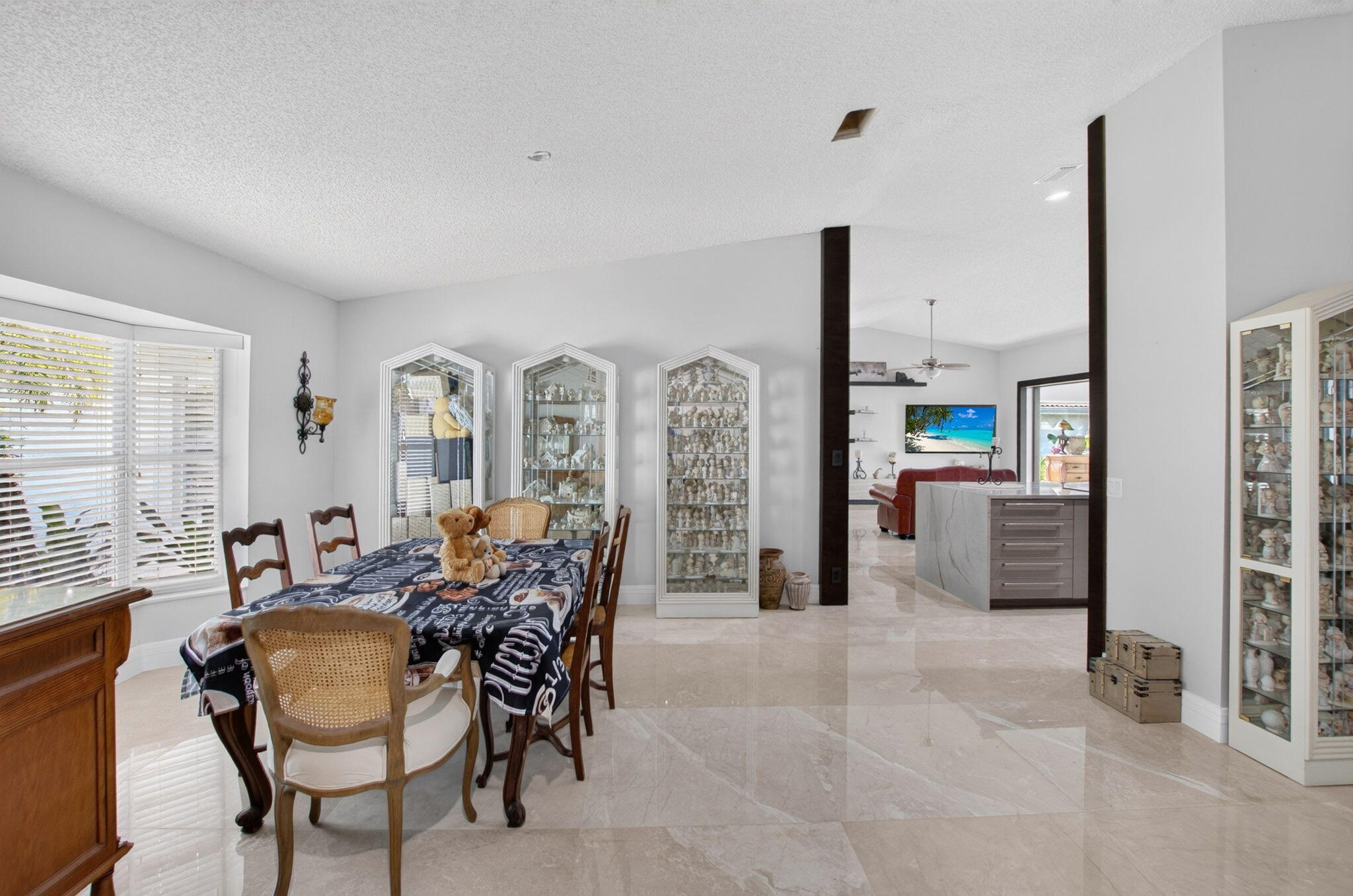 ISLAND LAKES SEC 1 3 - Residential
