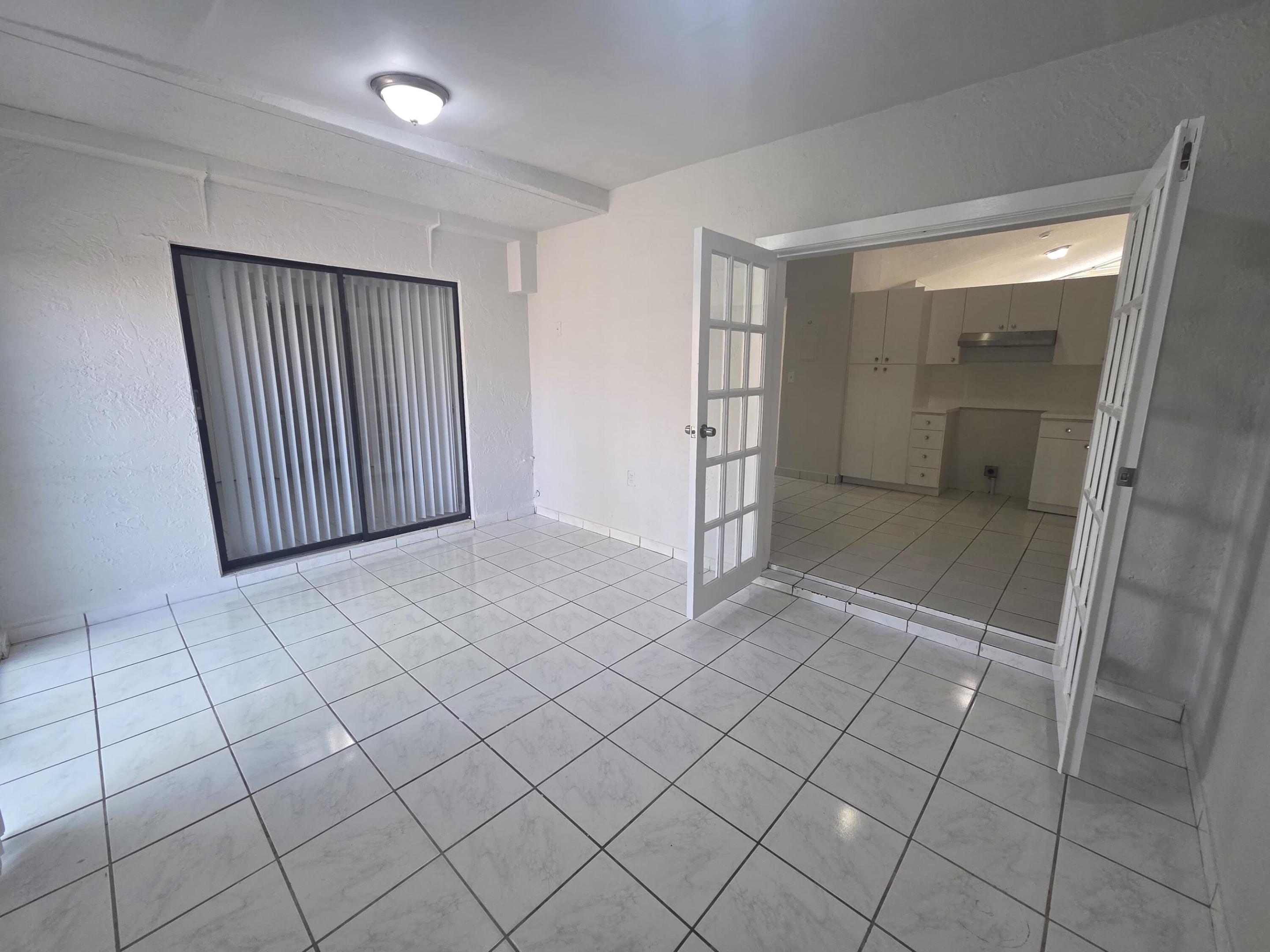 KINGS GARDENS SEC THREE - Residential Lease