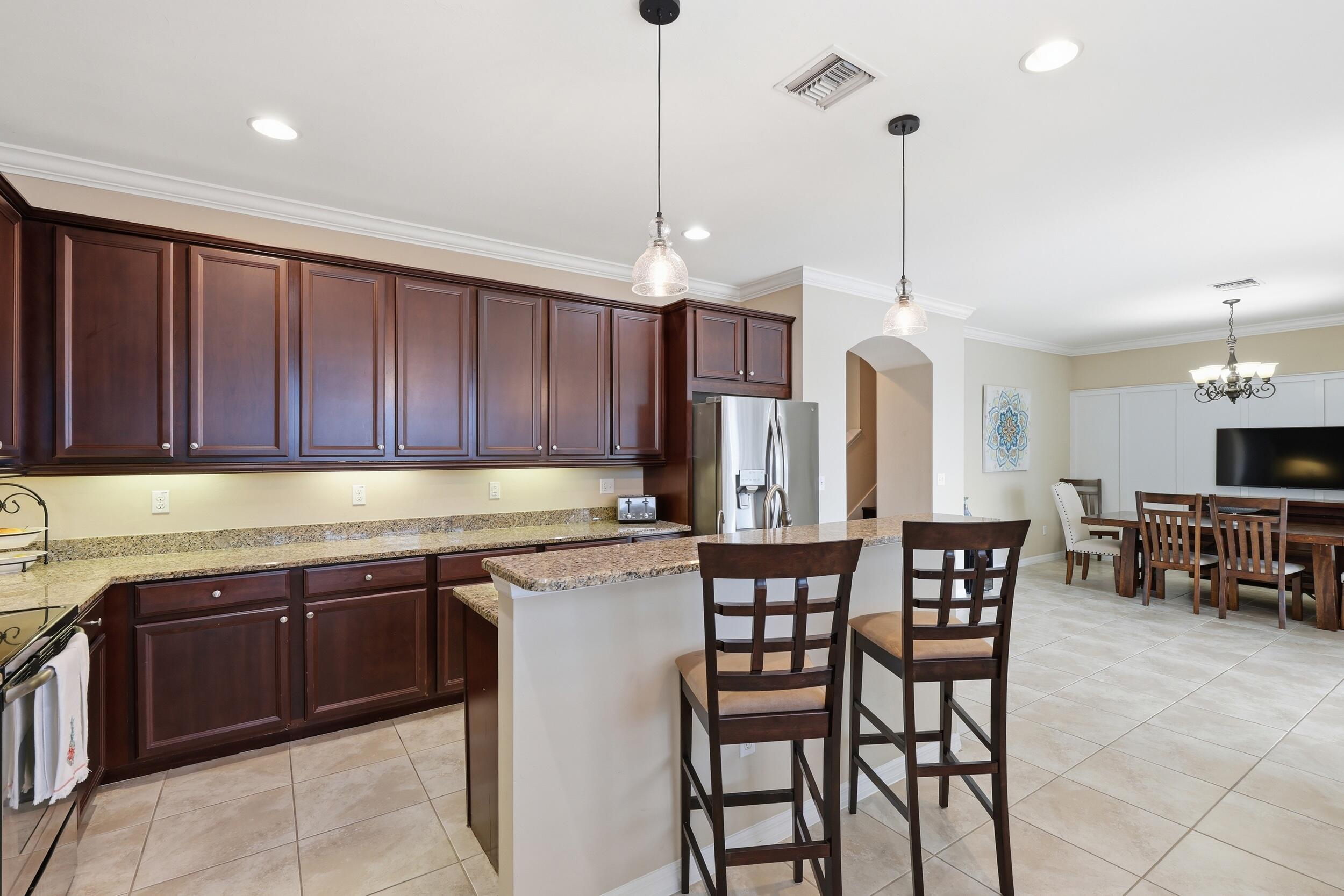 VALENCIA GOLF & COUNTRY CLUB PH 2 - Residential