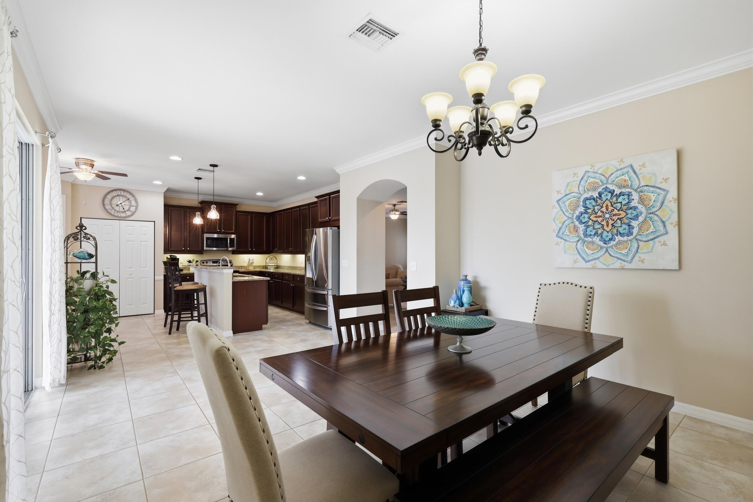 VALENCIA GOLF & COUNTRY CLUB PH 2 - Residential