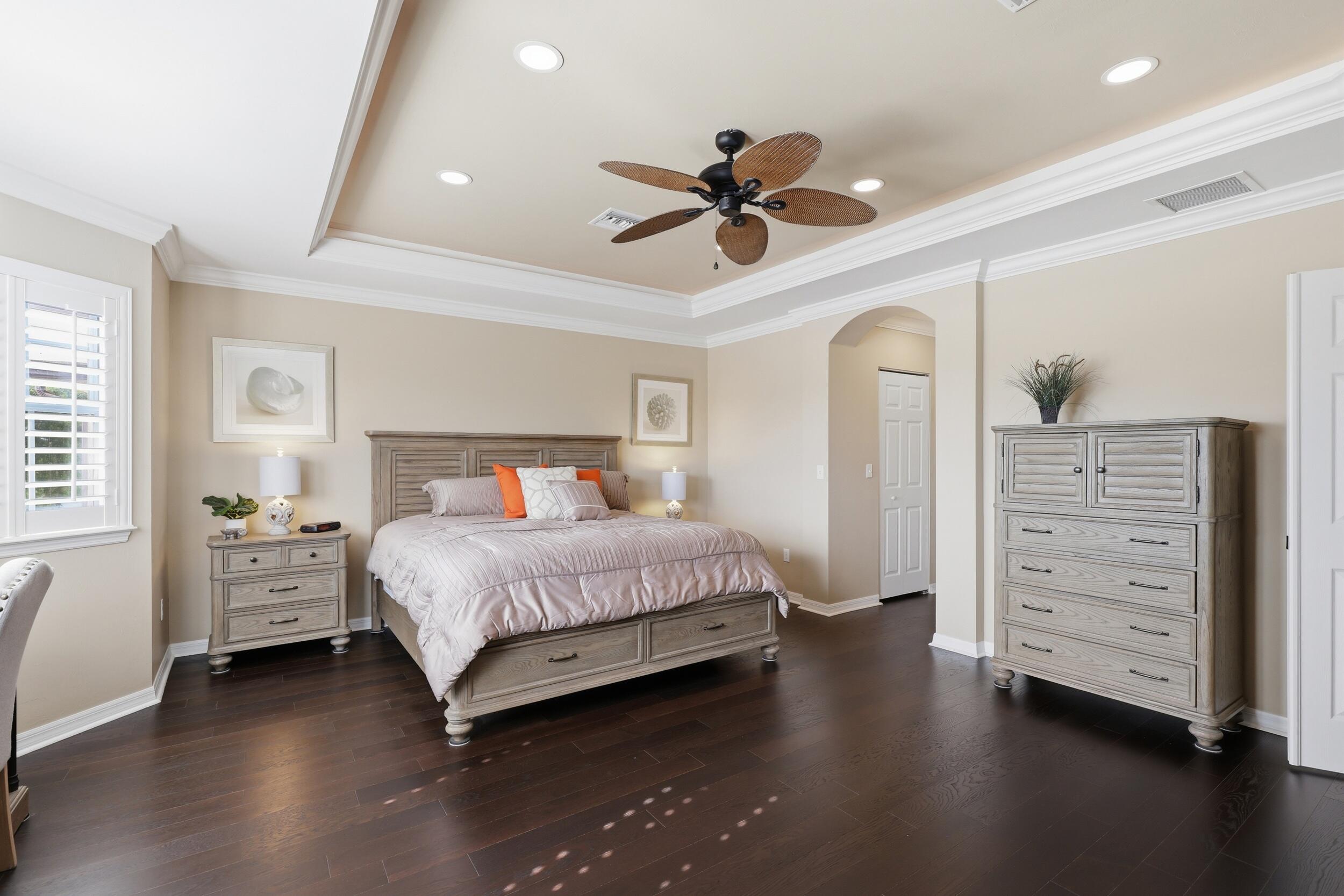 VALENCIA GOLF & COUNTRY CLUB PH 2 - Residential