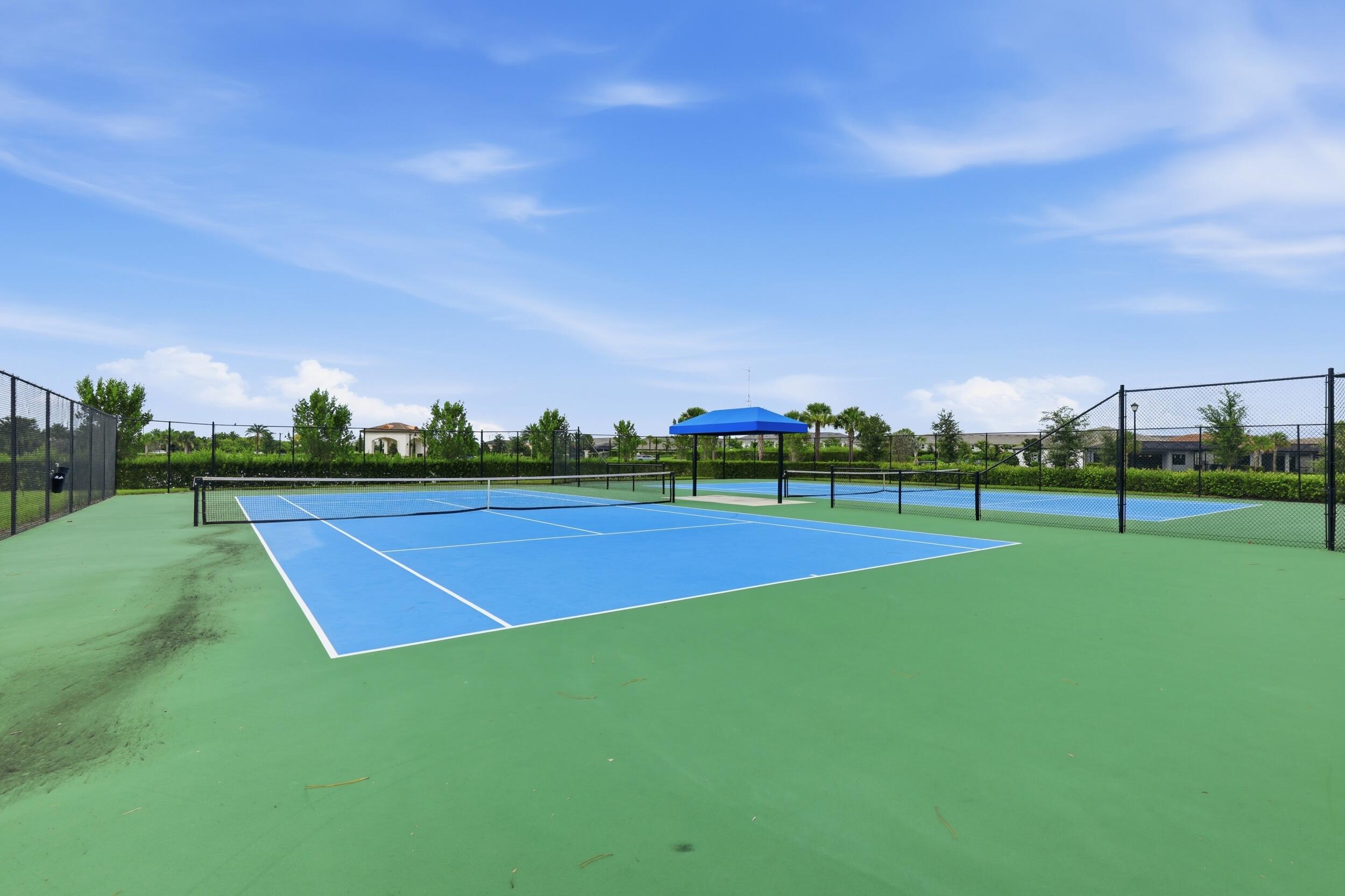 VALENCIA GOLF & COUNTRY CLUB PH 2 - Residential