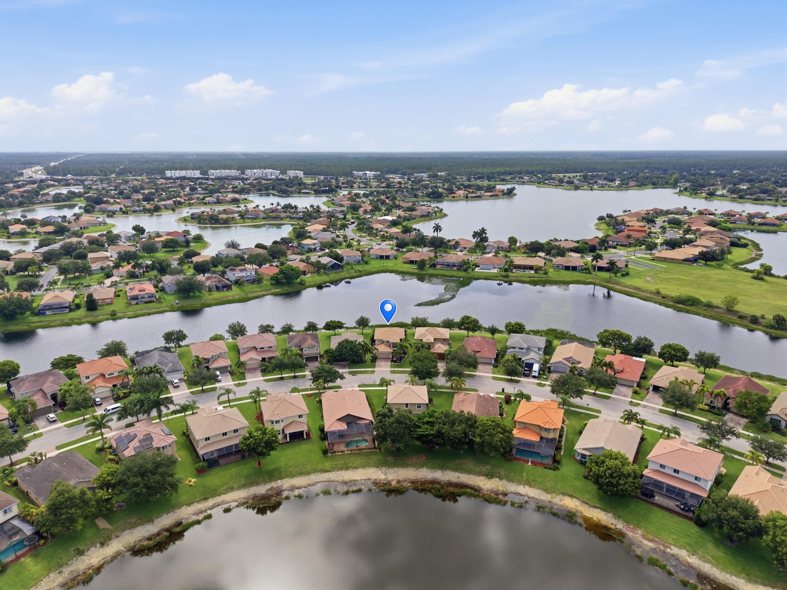 VALENCIA GOLF & COUNTRY CLUB PH 2 - Residential