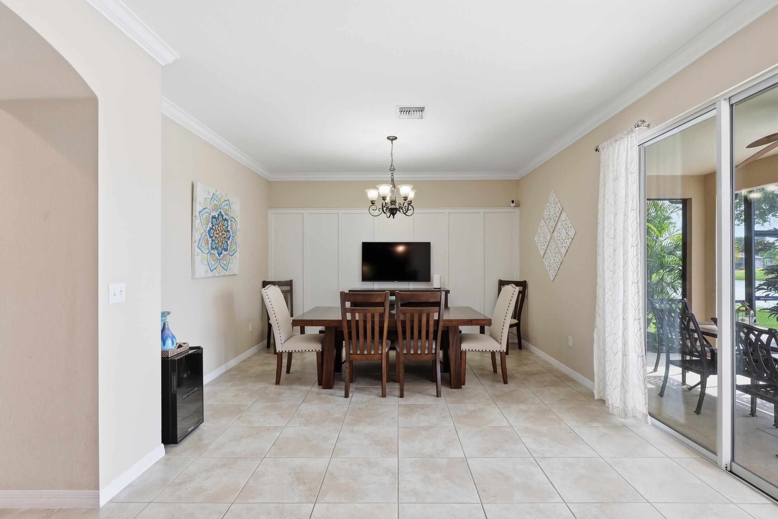 VALENCIA GOLF & COUNTRY CLUB PH 2 - Residential