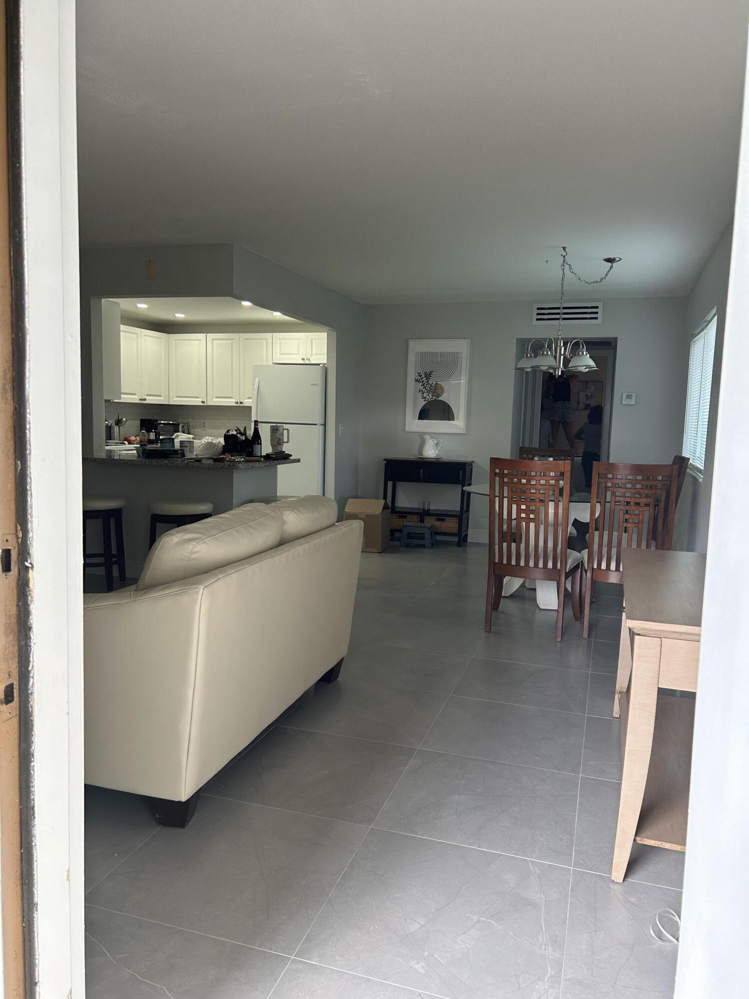 KINGS POINT FLANDERS CONDOS - Residential Lease