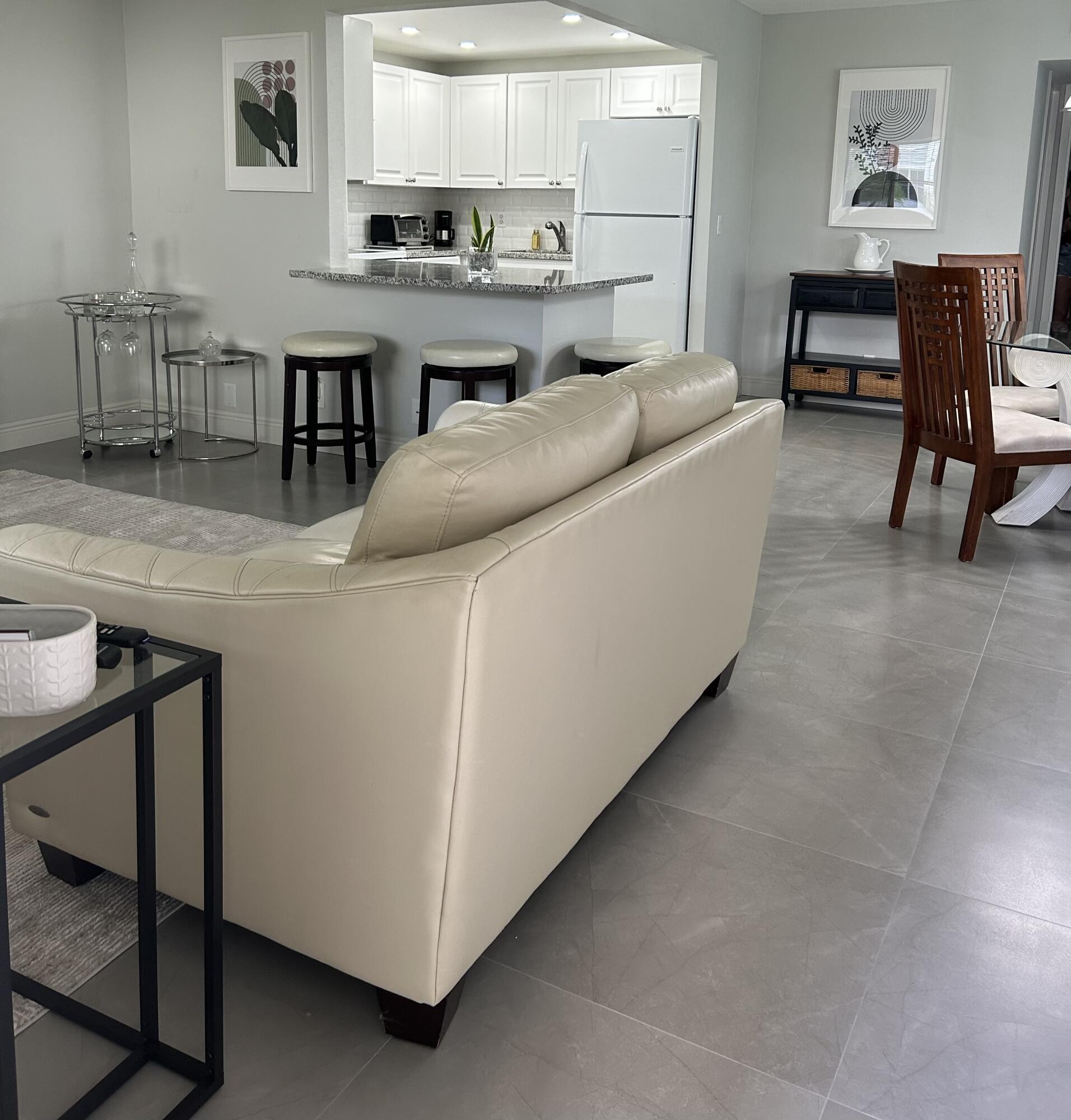 KINGS POINT FLANDERS CONDOS - Residential Lease