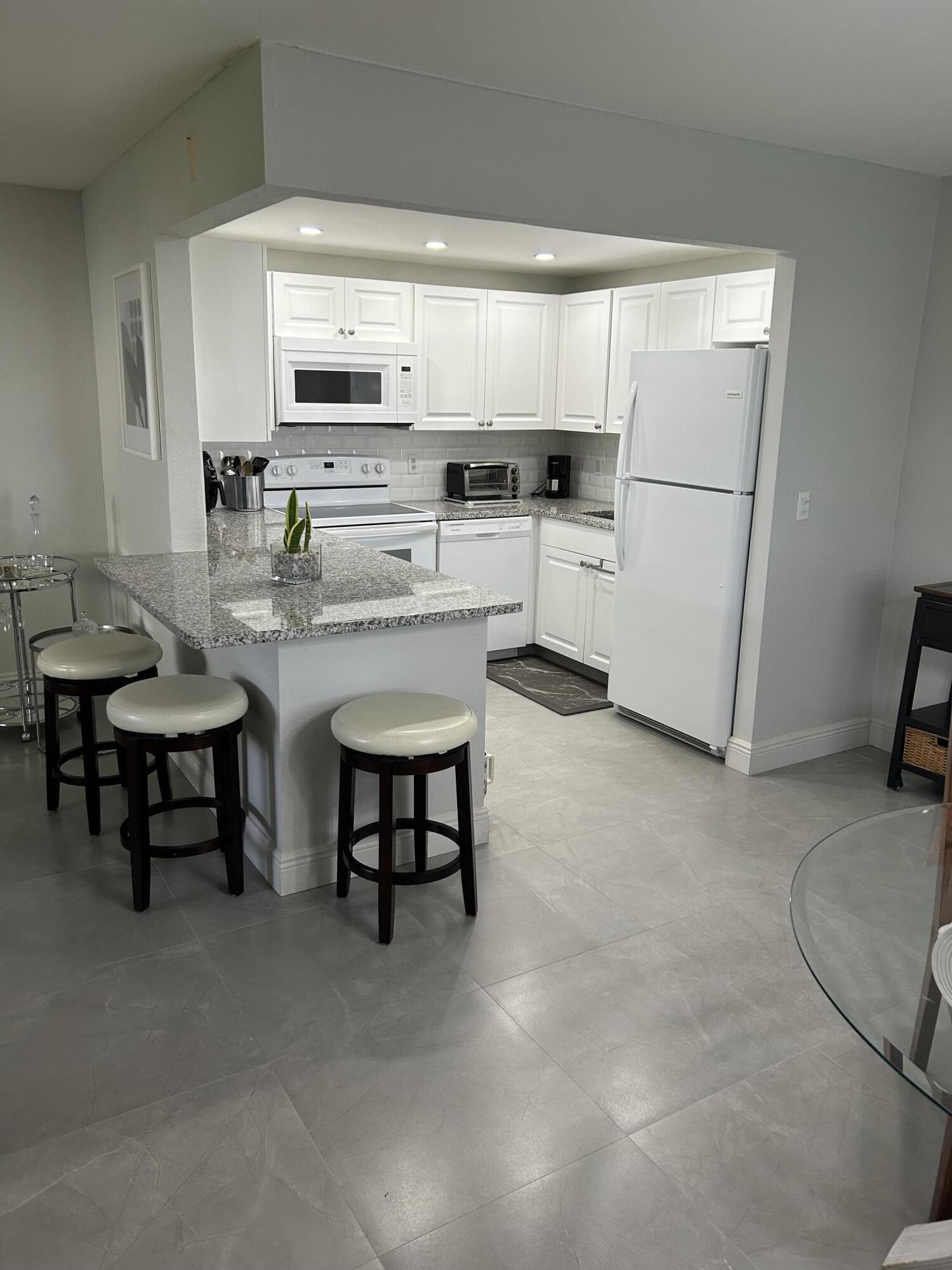 KINGS POINT FLANDERS CONDOS - Residential Lease