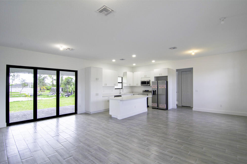 PORT CHARLOTTE SEC 82 - Residential