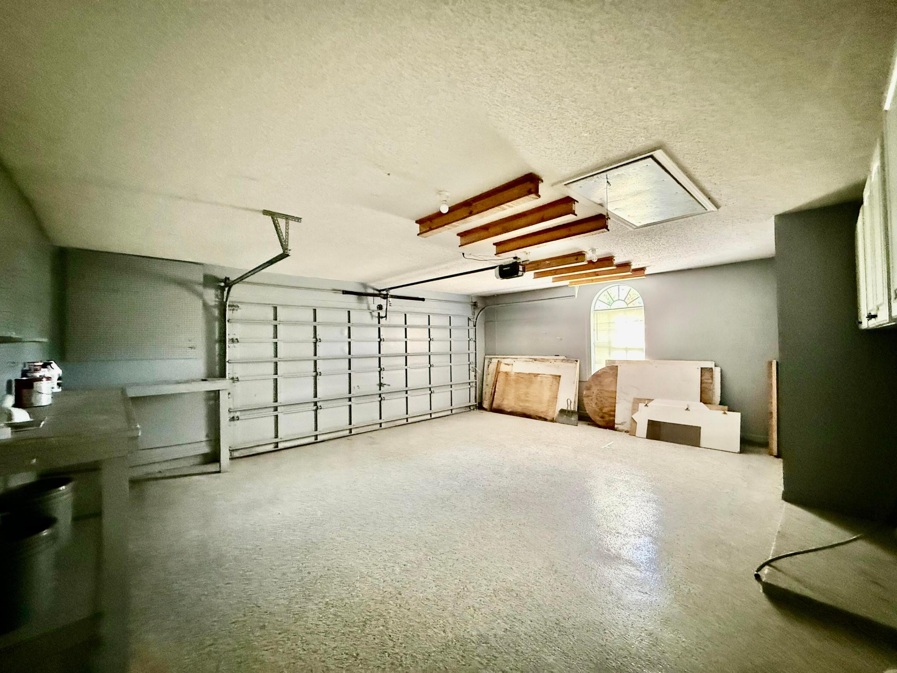 INDIAN RIVER ESTATES UNIT 6 - Residential Lease