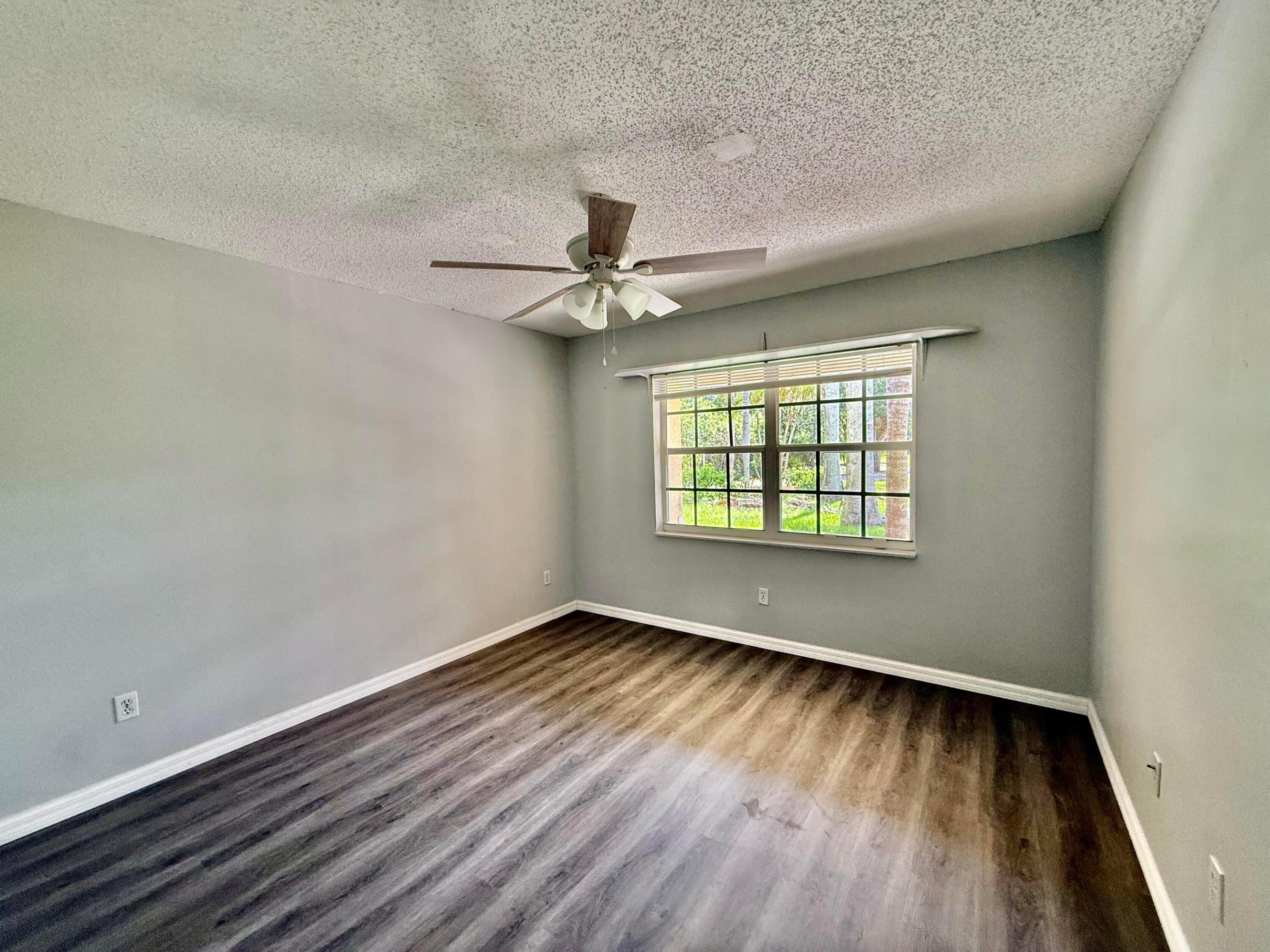 INDIAN RIVER ESTATES UNIT 6 - Residential Lease