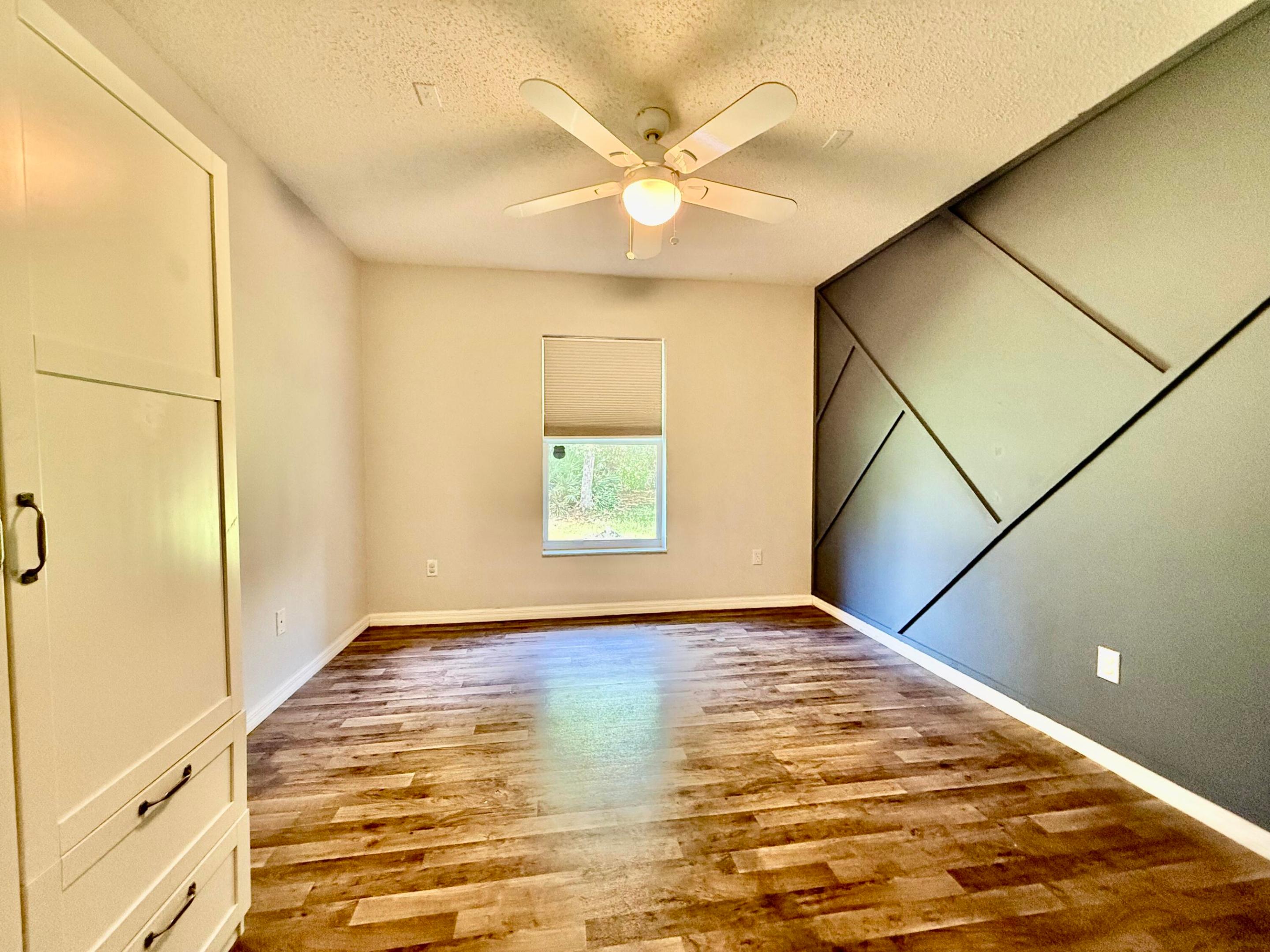 INDIAN RIVER ESTATES UNIT 6 - Residential Lease