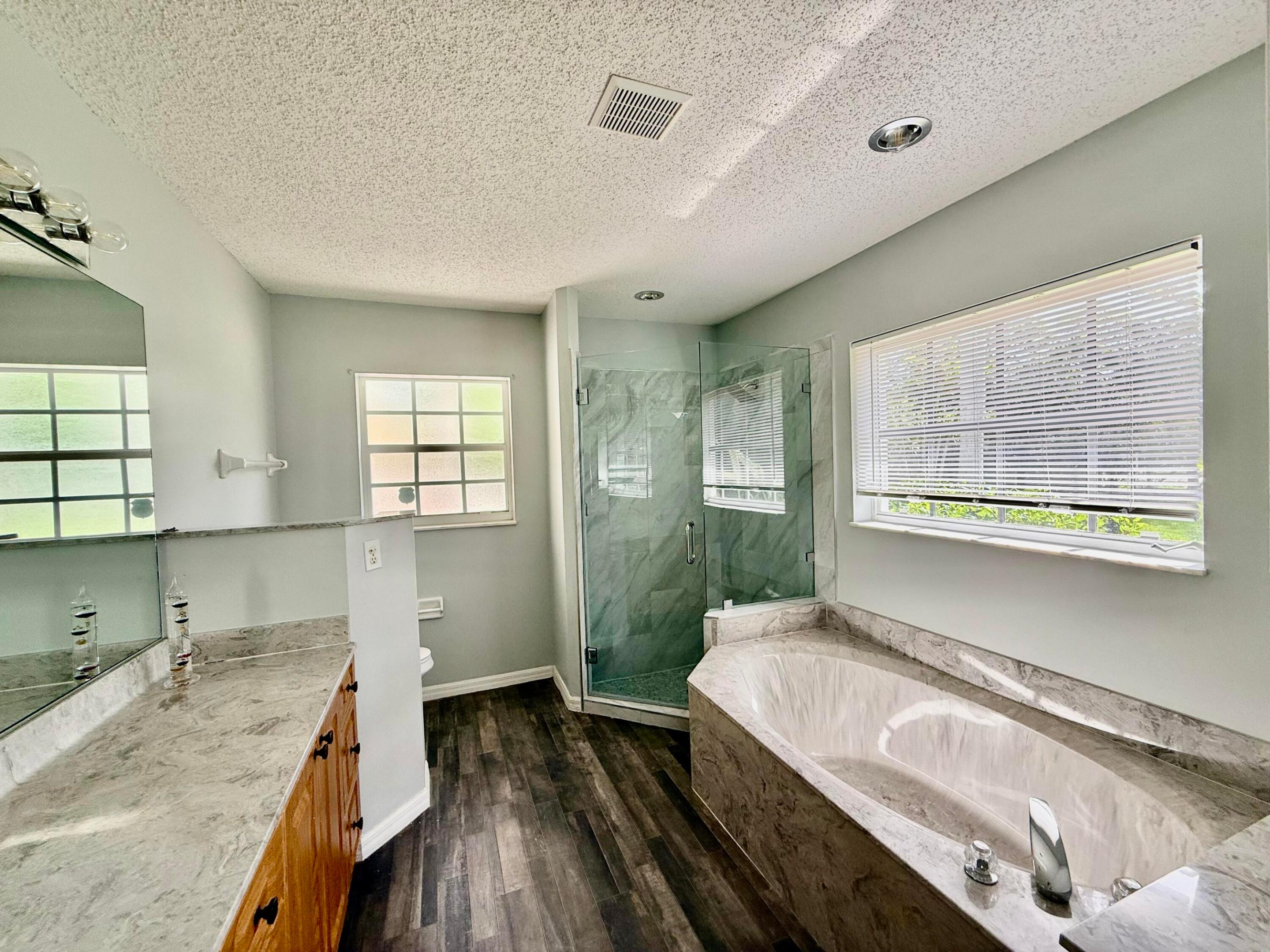 INDIAN RIVER ESTATES UNIT 6 - Residential Lease