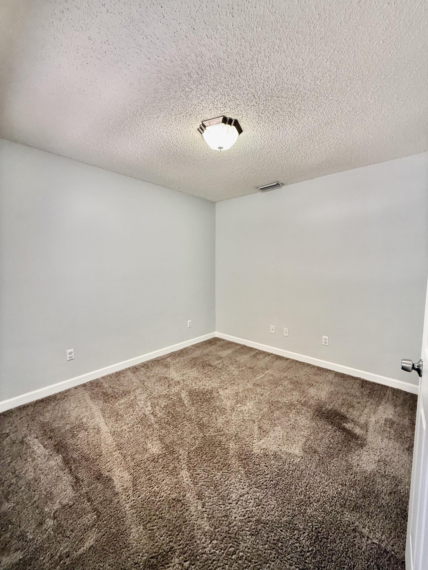 INDIAN RIVER ESTATES UNIT 6 - Residential Lease