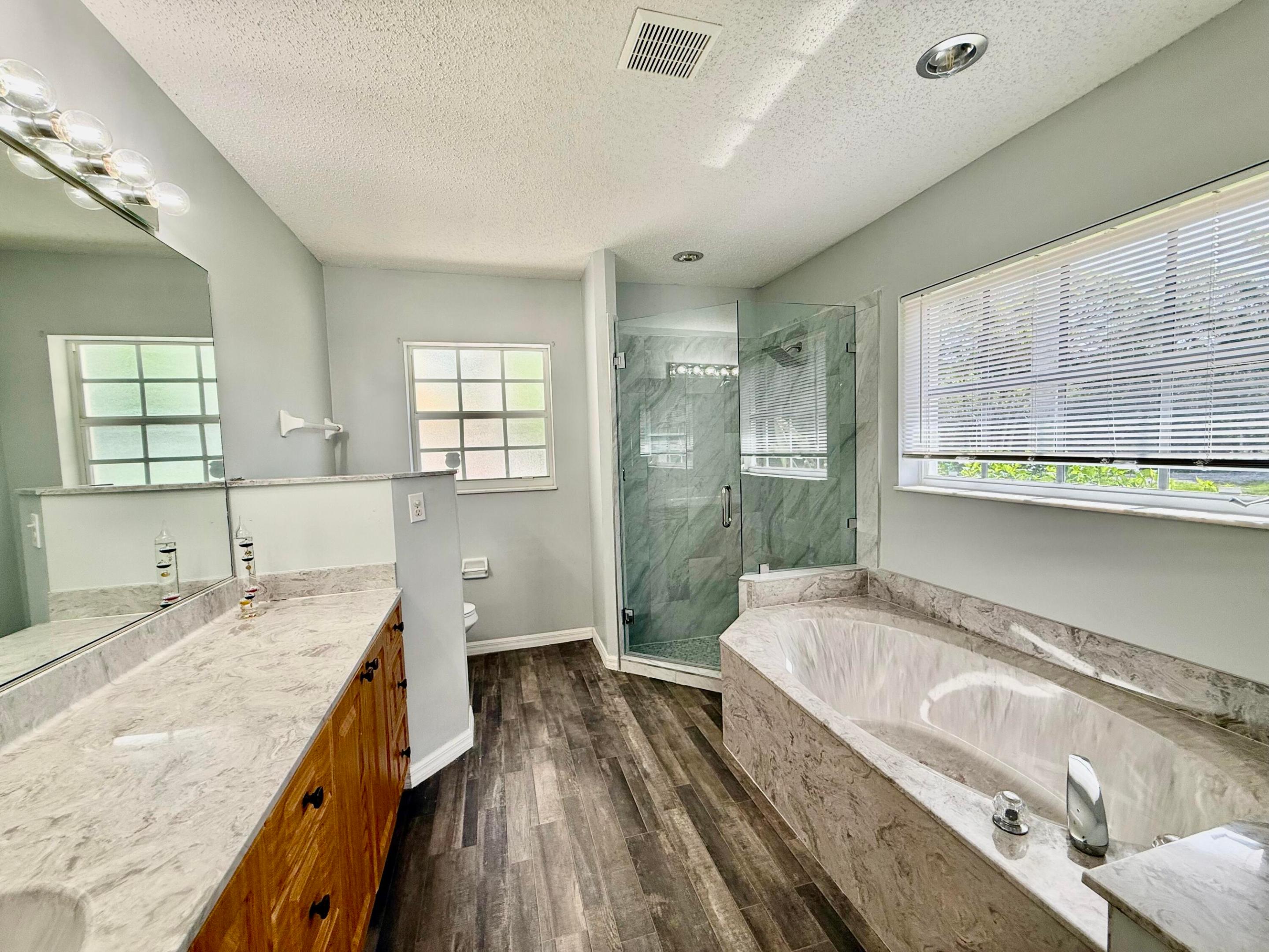 INDIAN RIVER ESTATES UNIT 6 - Residential Lease